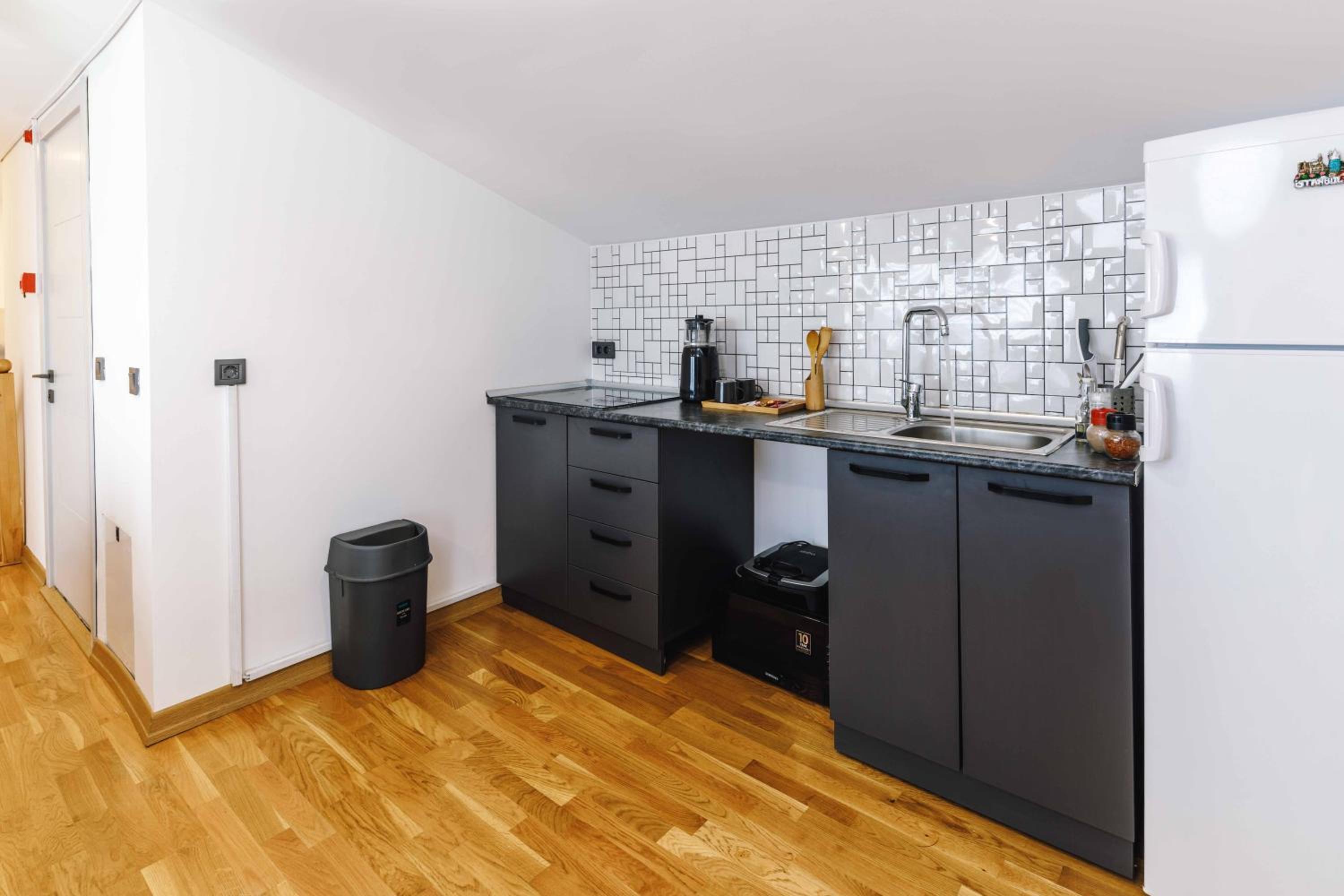 Monnas Bosphorus - Image 70