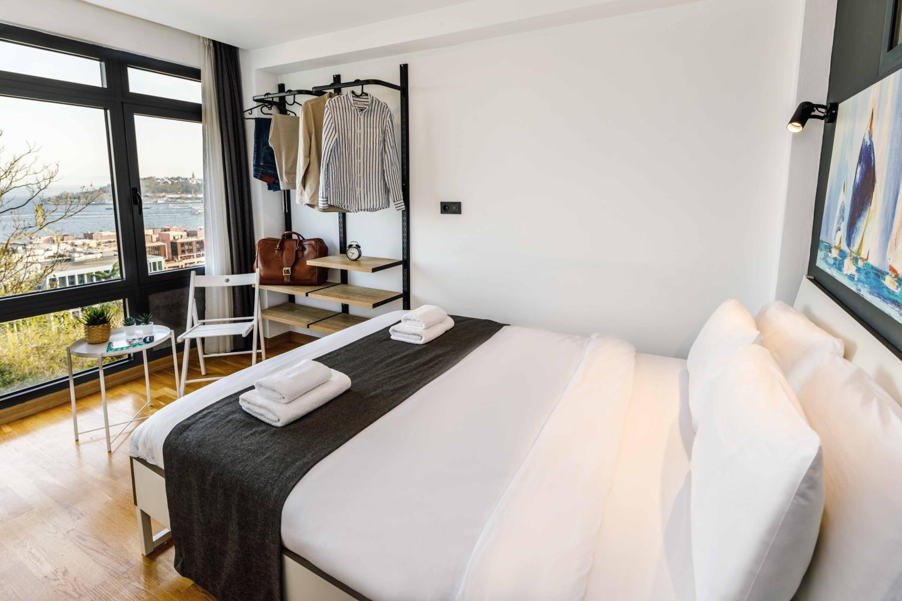 Monnas Bosphorus - Image 33