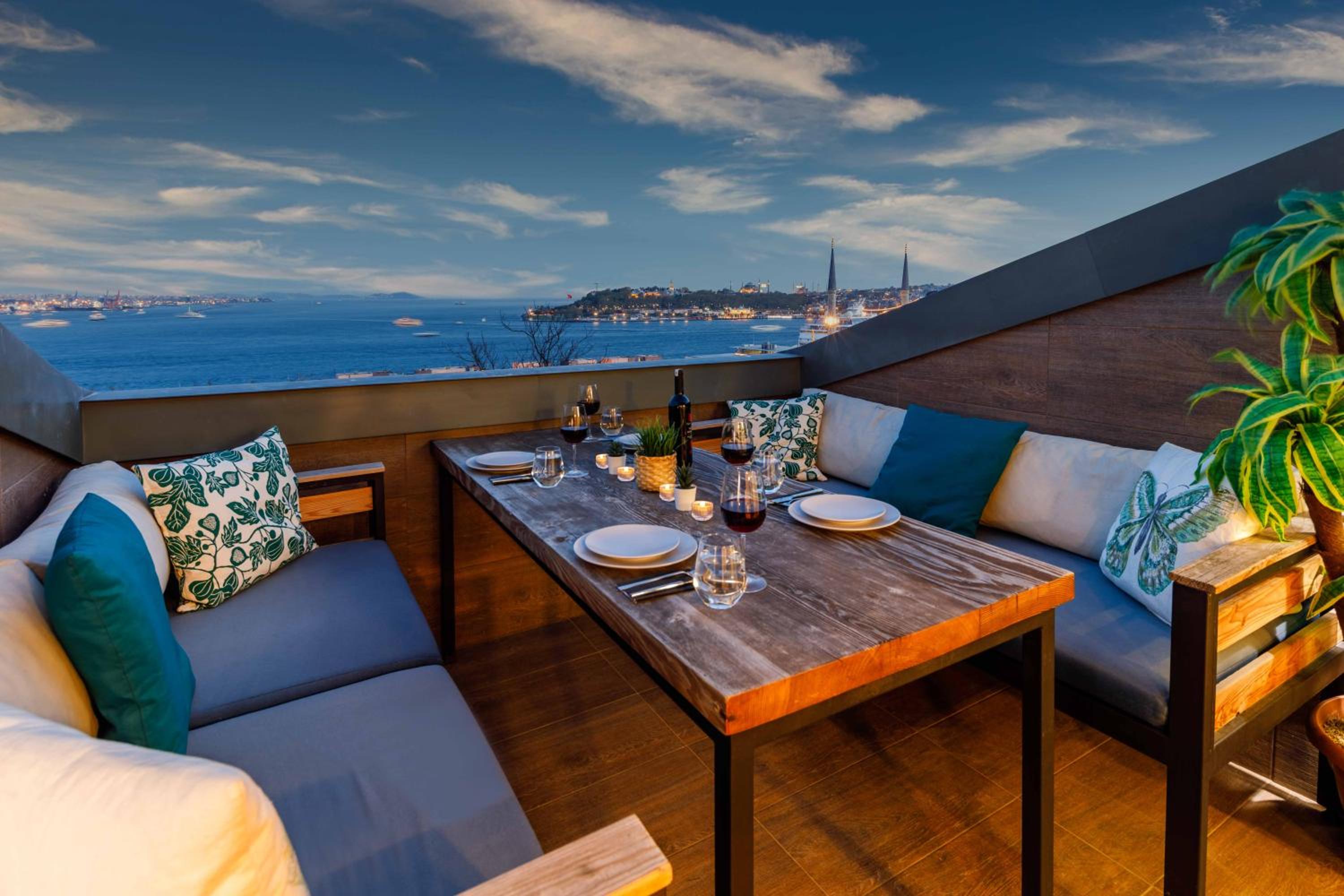 Monnas Bosphorus - Image 17