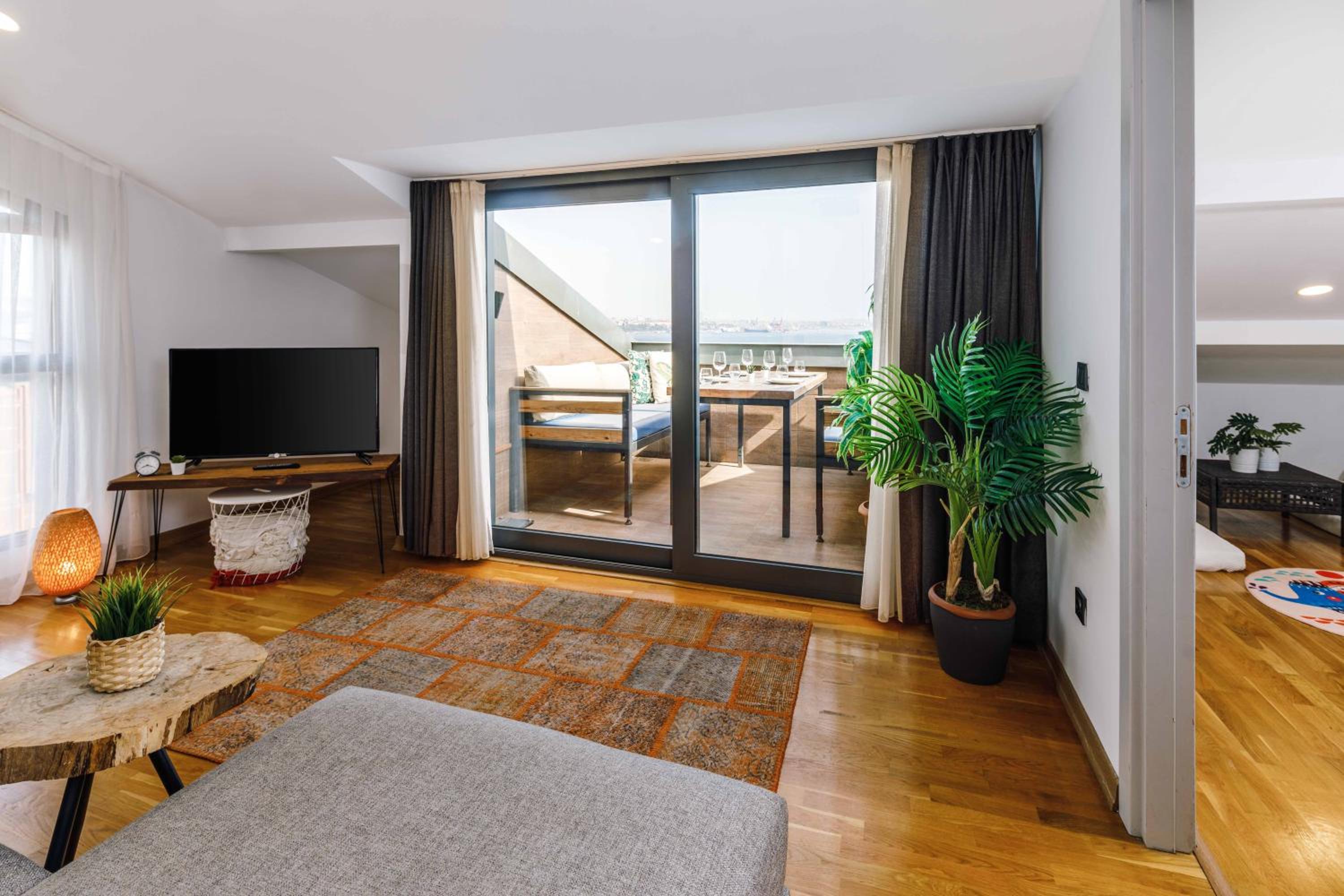 Monnas Bosphorus - Image 37