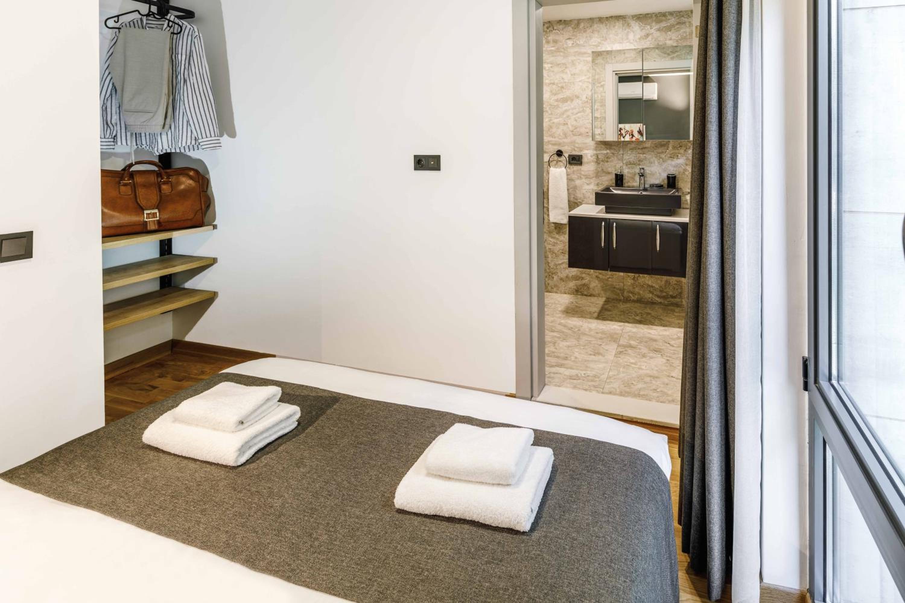 Monnas Bosphorus - Image 62