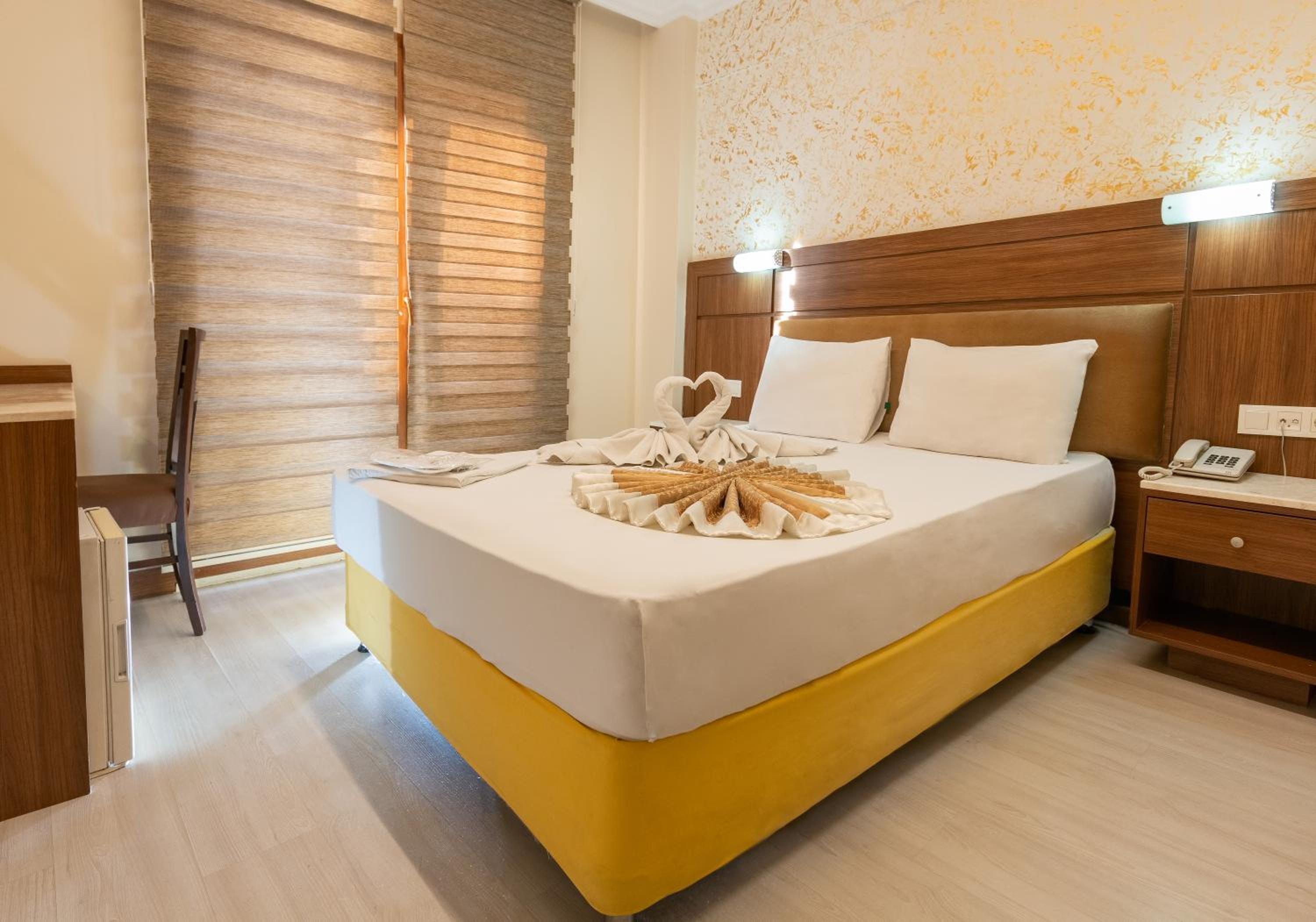 The Center Otel - Image 5