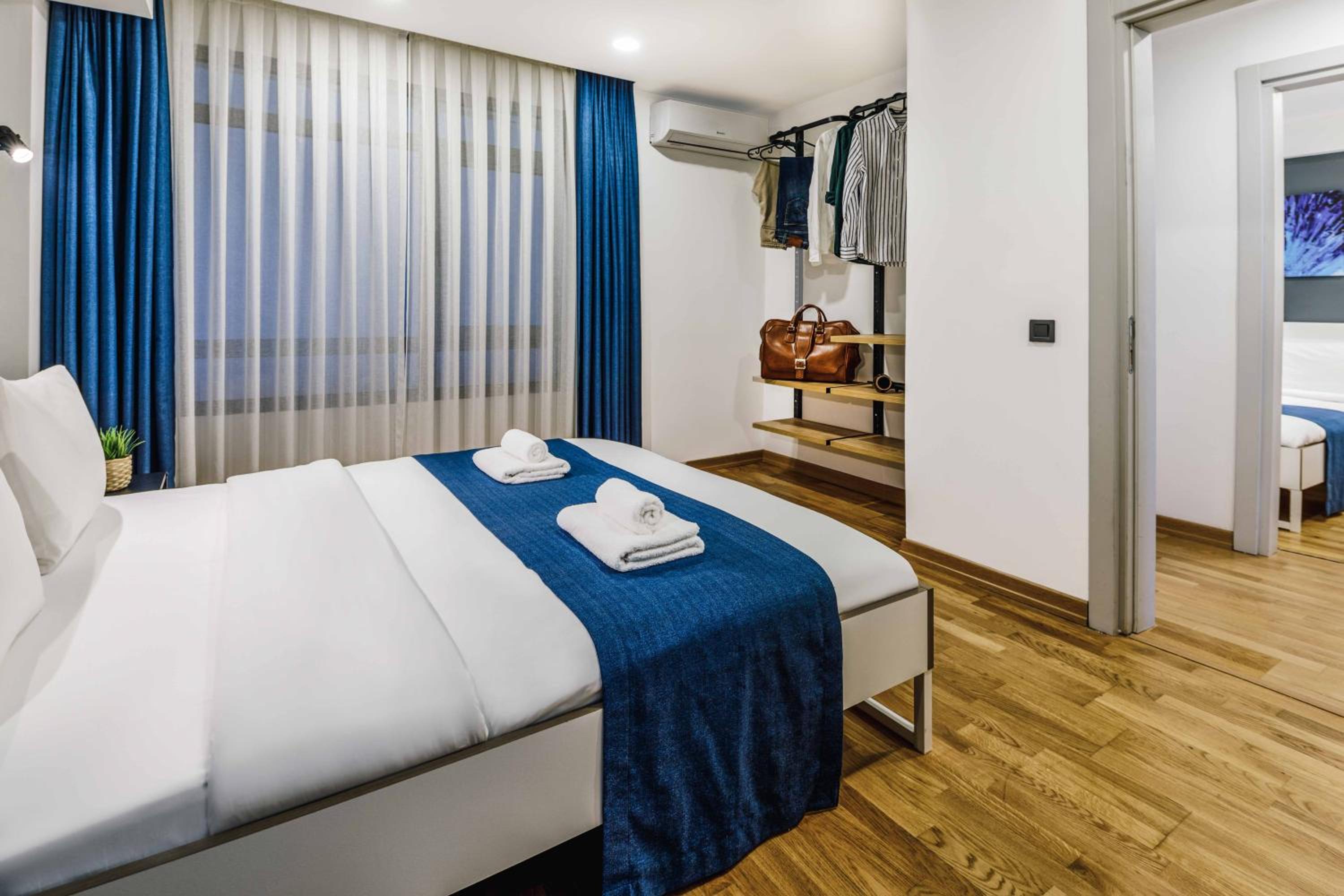 Monnas Bosphorus - Image 45