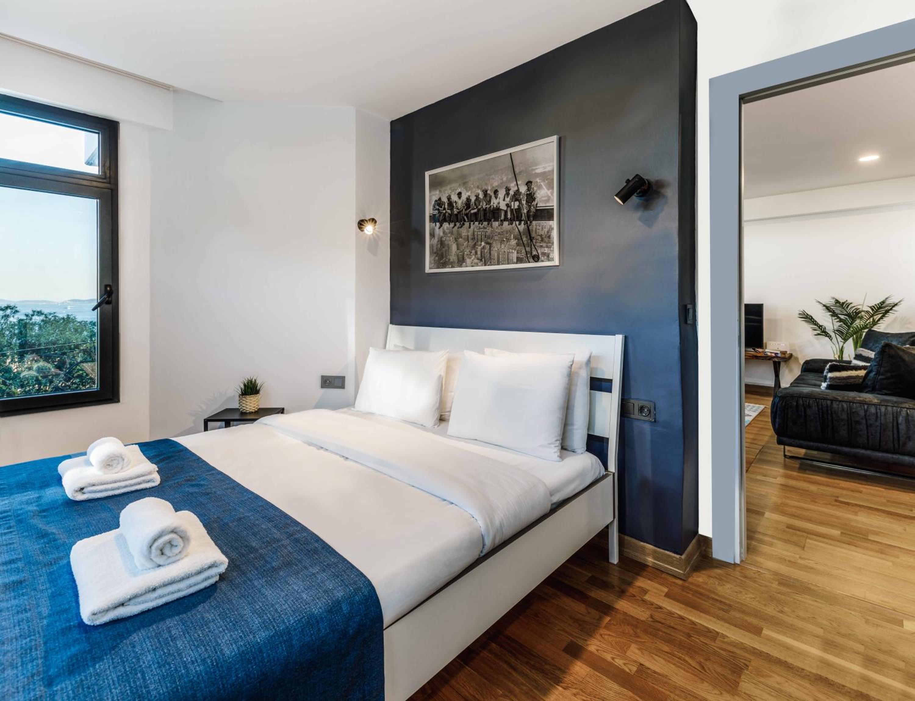 Monnas Bosphorus - Image 80