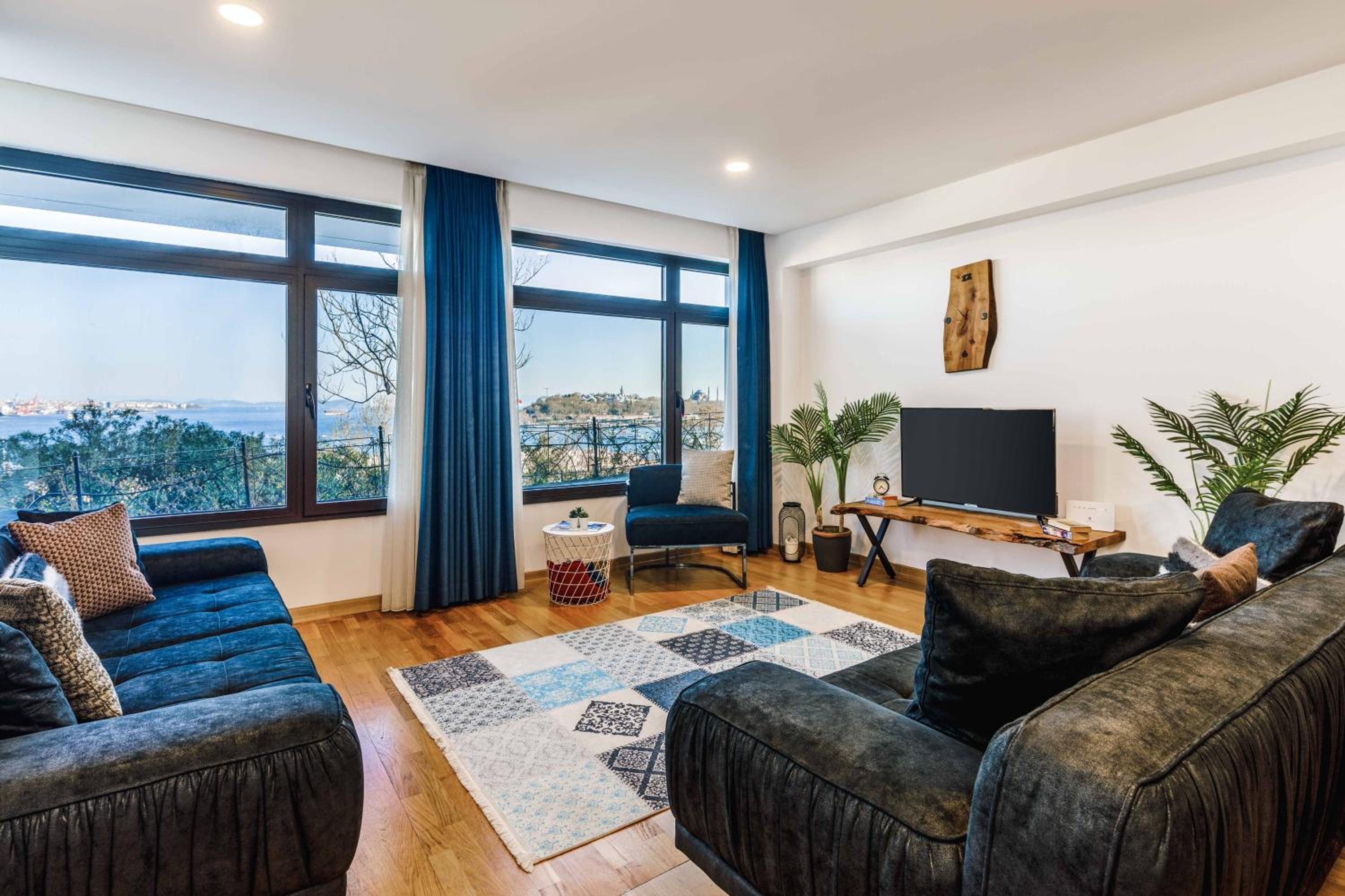 Monnas Bosphorus - Image 79