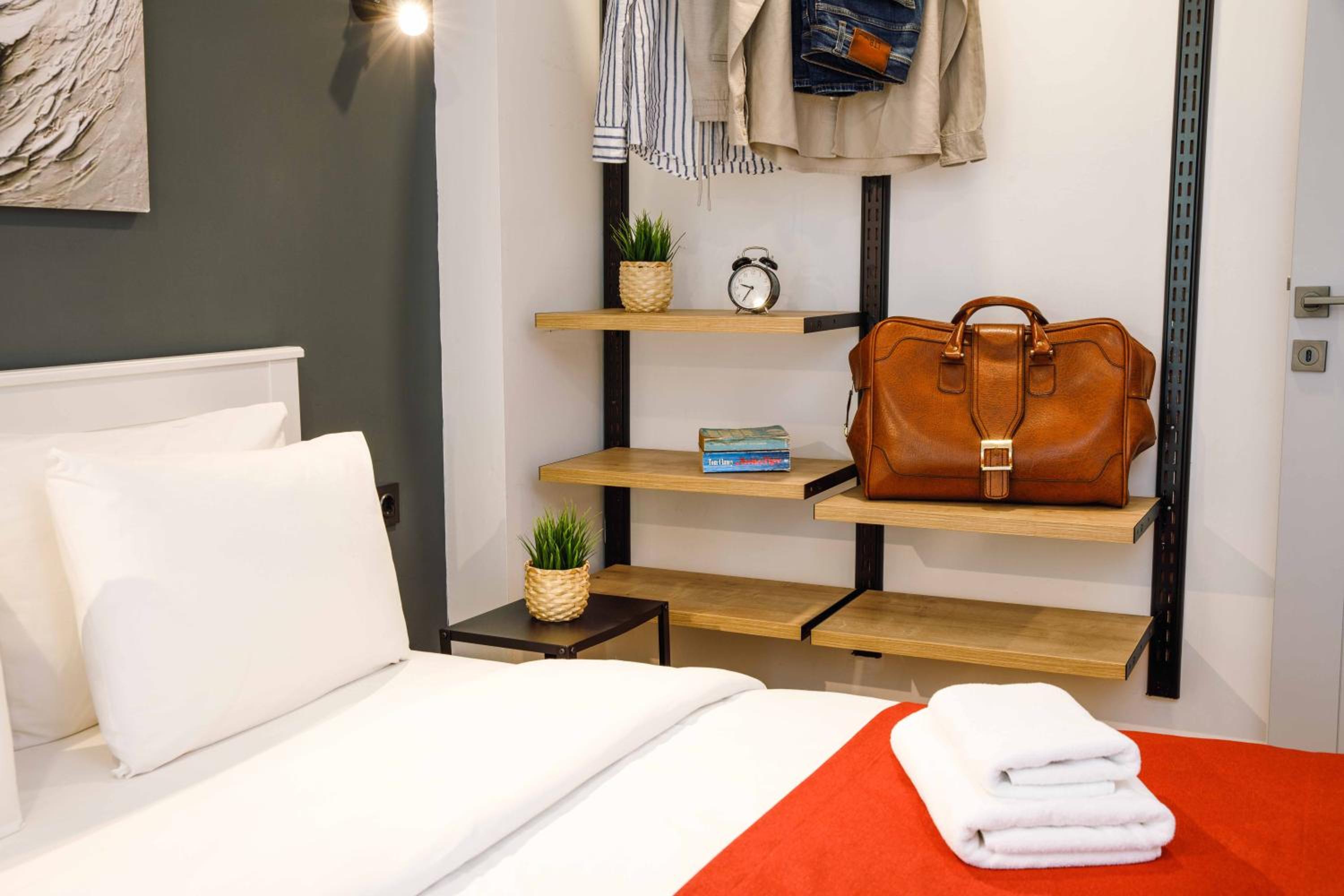 Monnas Bosphorus - Image 51