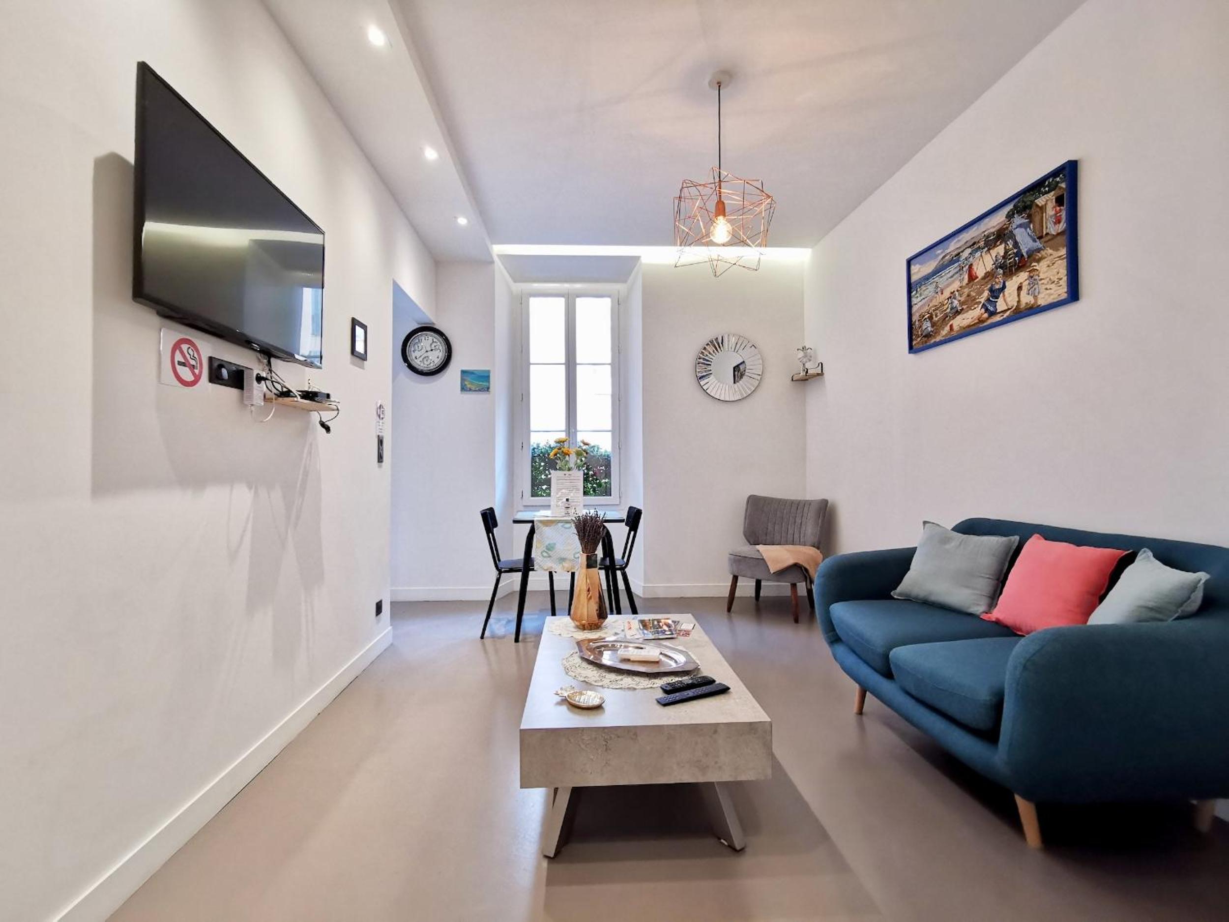 Le PETIT BALCON by Booking Guys photo 5