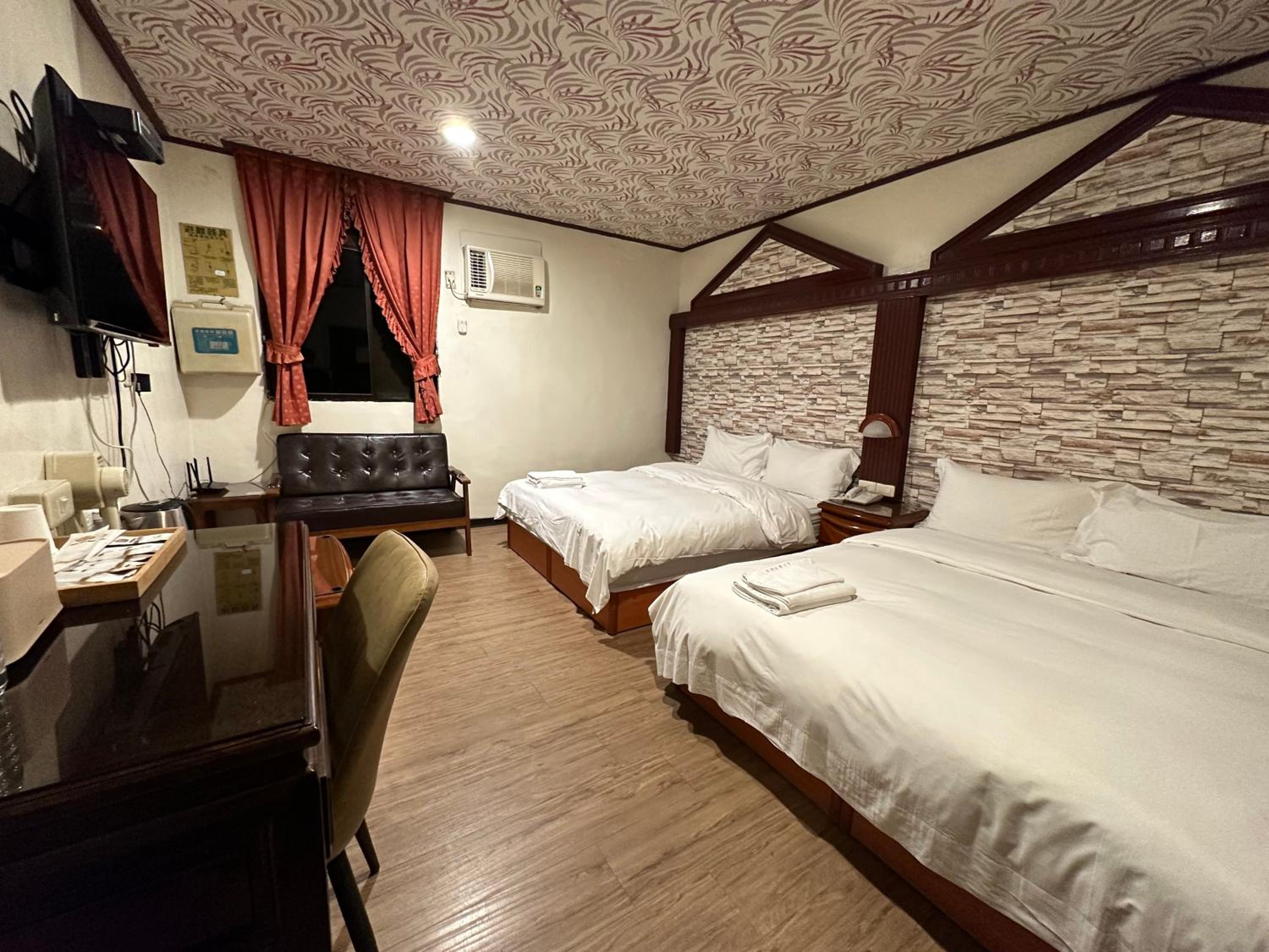 Ming Ren Hotspring Hotel