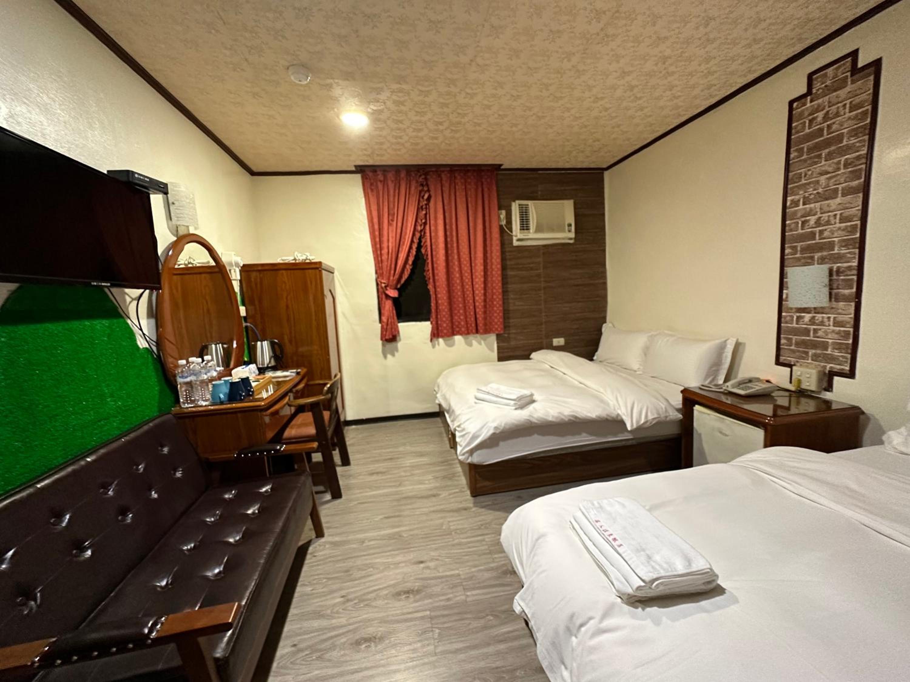 Ming Ren Hotspring Hotel
