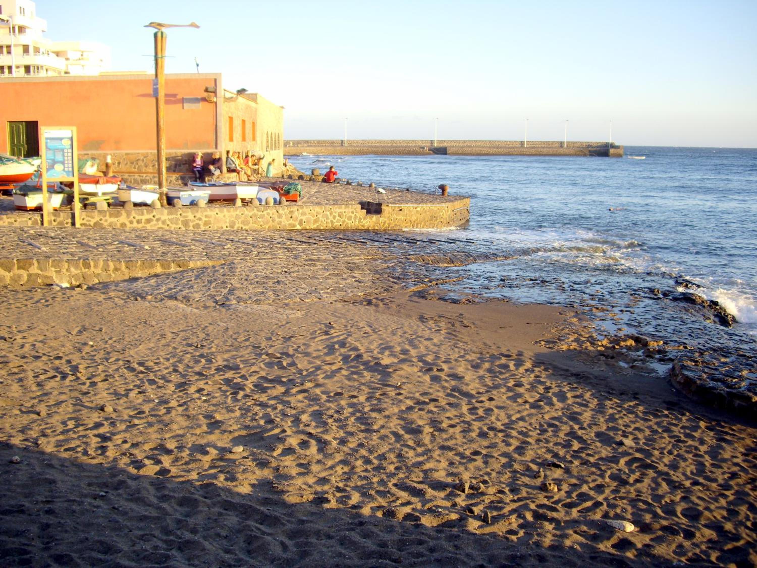 Photo 8