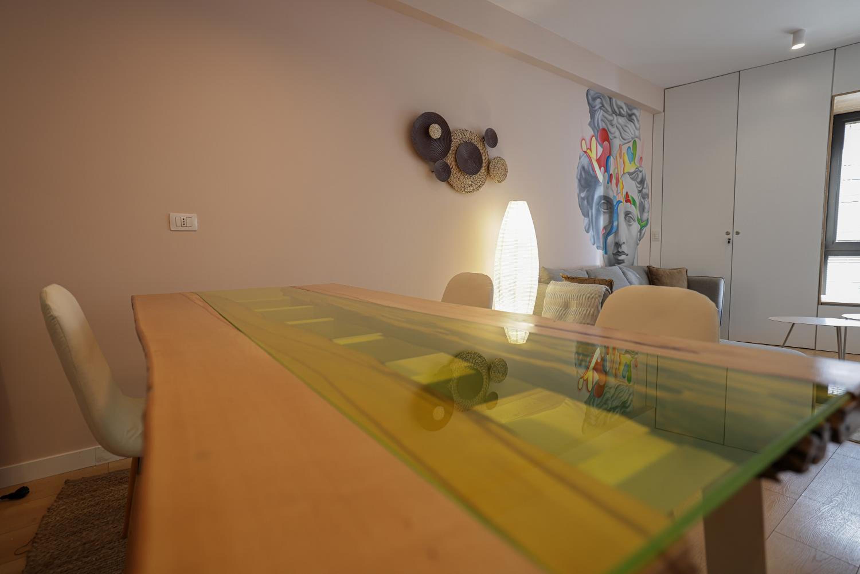 Apollo Apartment by Holistay
