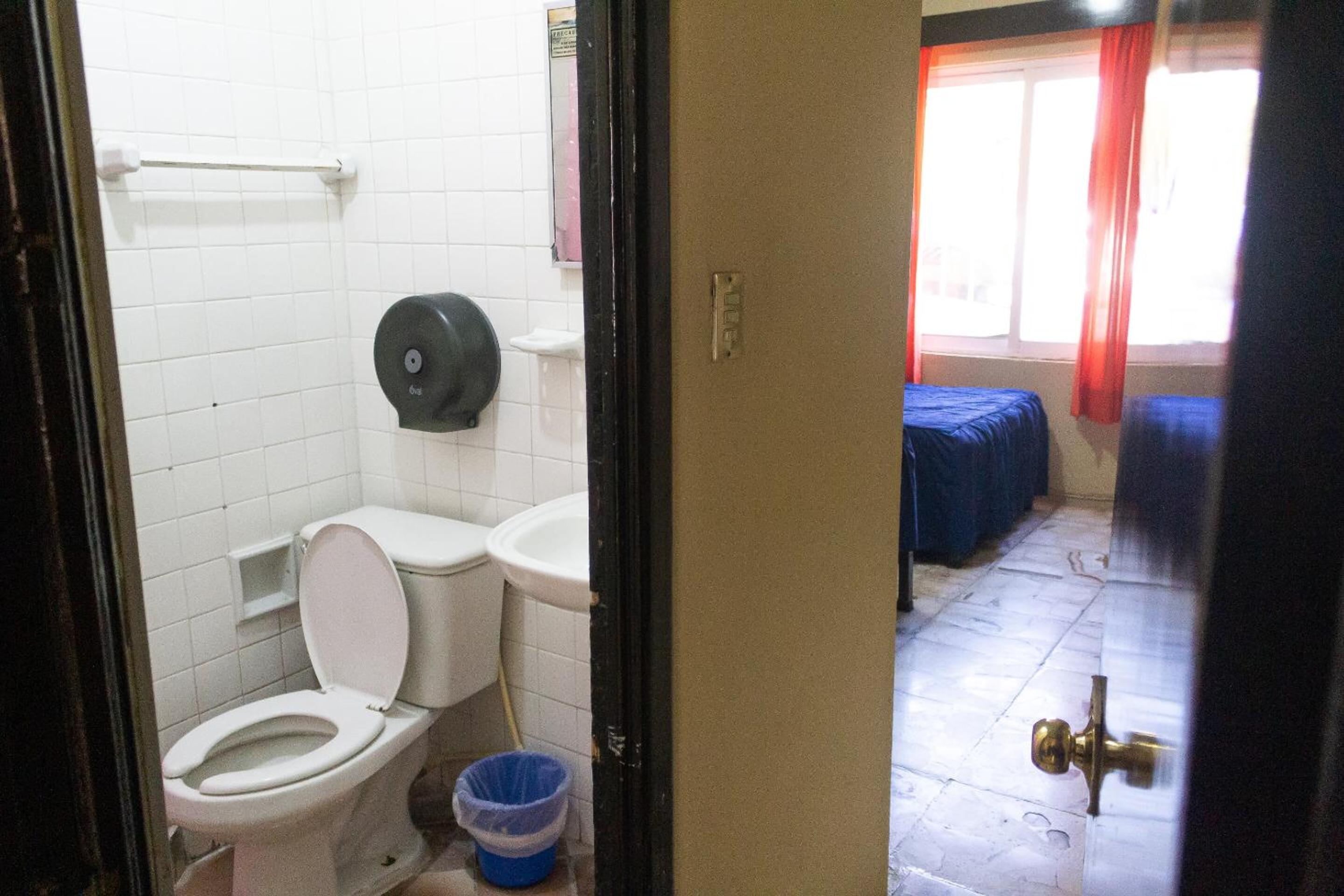 Zacatecas Vacations - OYO Hotel Colon, Plaza Bicentenario, Zacatecas Centro - Property Image 39