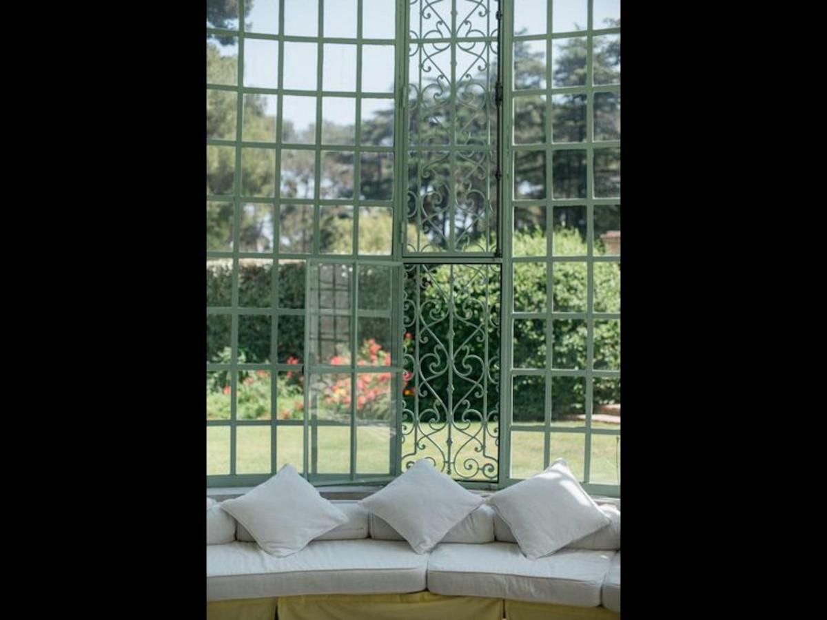 Villa la Bastide - French Riviera on the waterfront view 5