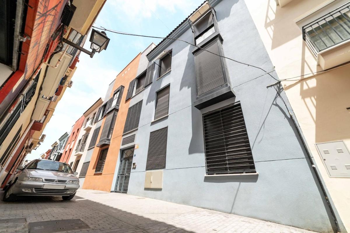 -MalagaSunApts- Huge & Central * Pool* FreePARK*