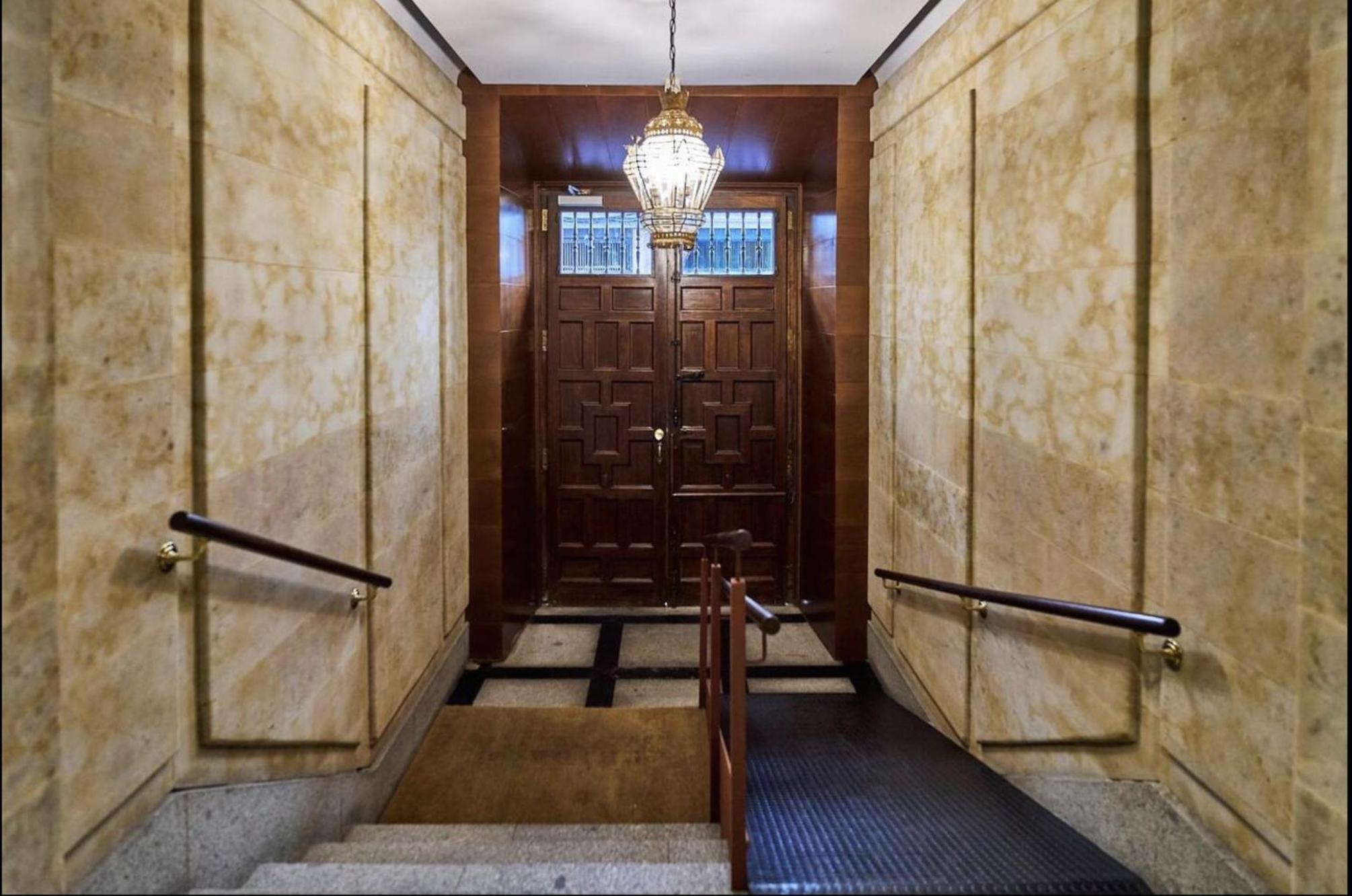 1 Plaza Mayor-Prior 5-AT By Victoria