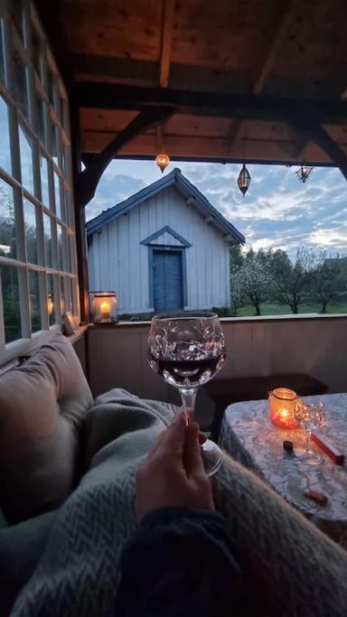 Romantic farmhouse with idyllic garden view 4