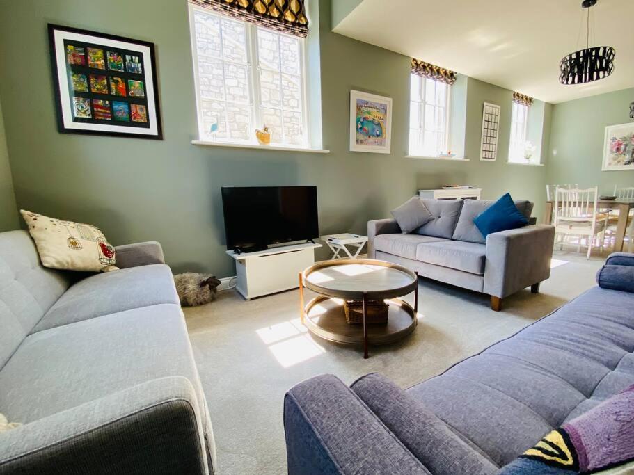 Sally Hall Large central Portland home view 2