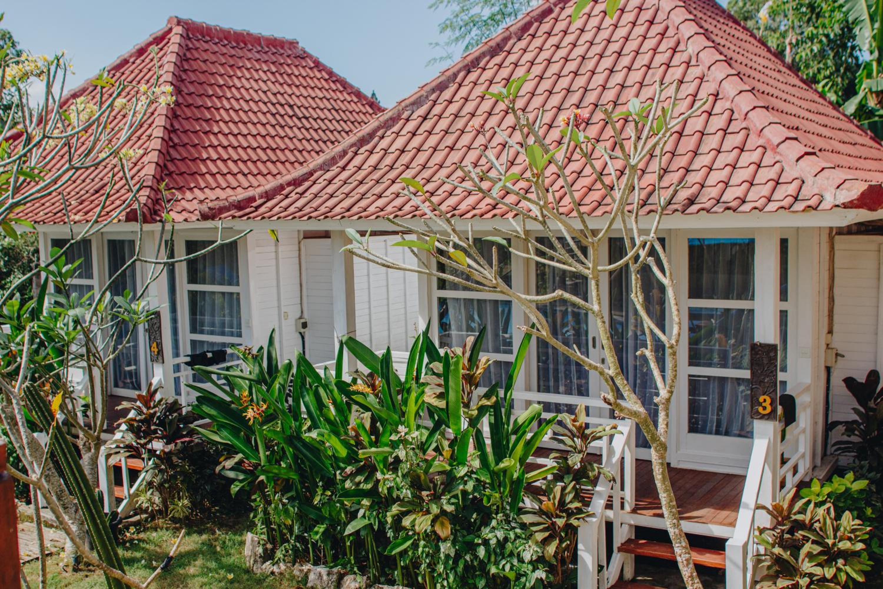 Shrining Cottages Lembongan view 4
