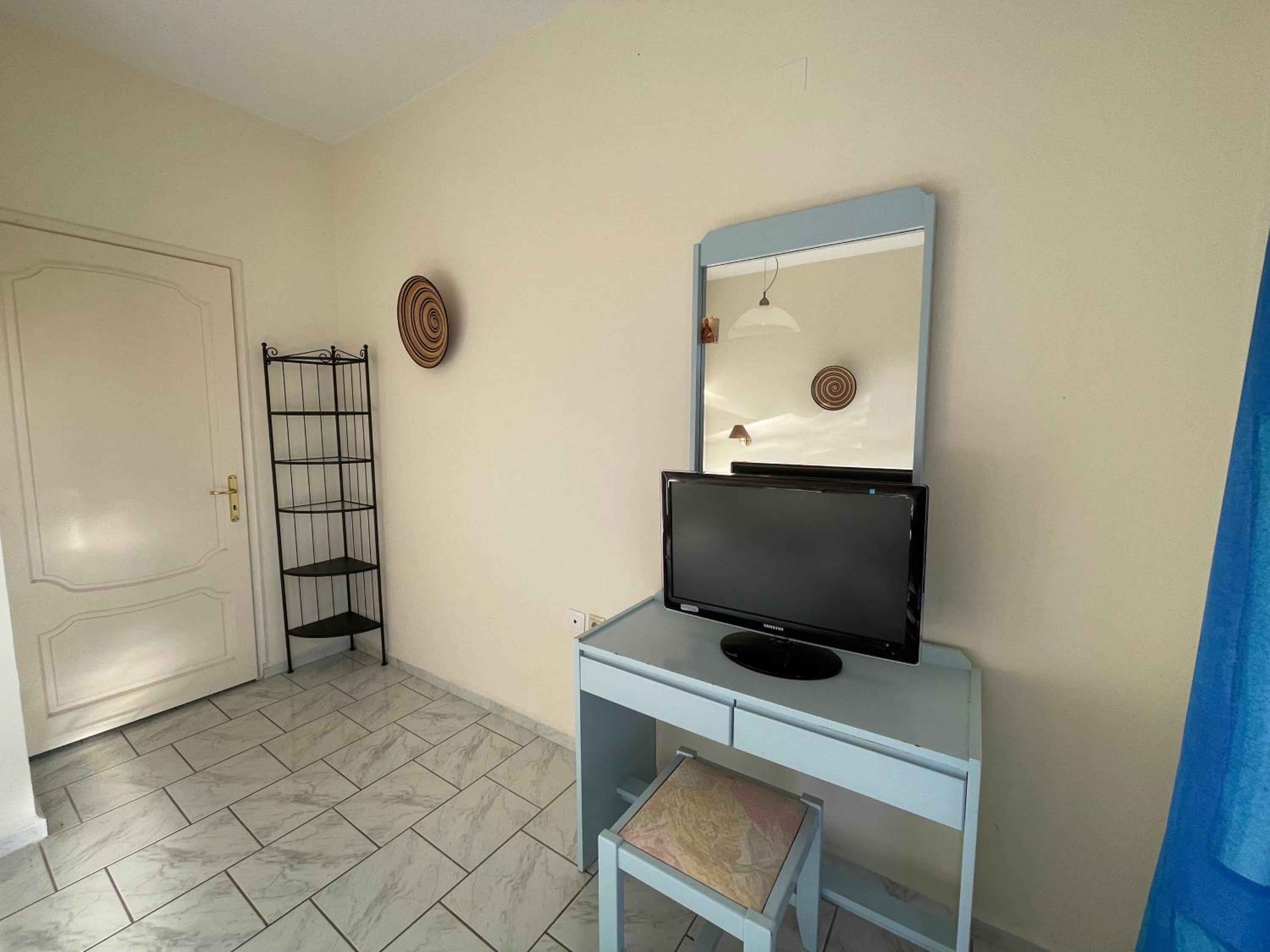 Tersanas Beach Apartments