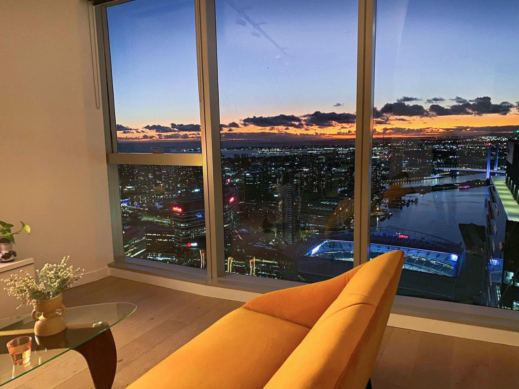 Melbourne CBD Apt with Free Car Park Ocean View