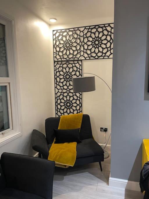 Oxford Vacations - One bedroom duplex apartment located in cowley. - Property Image 7