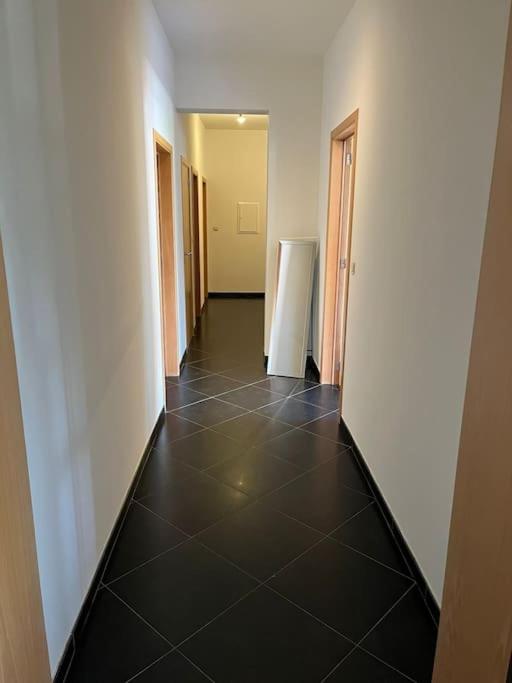 Loft spacieux dans une ancienne beurrerie avec parking gratuit
