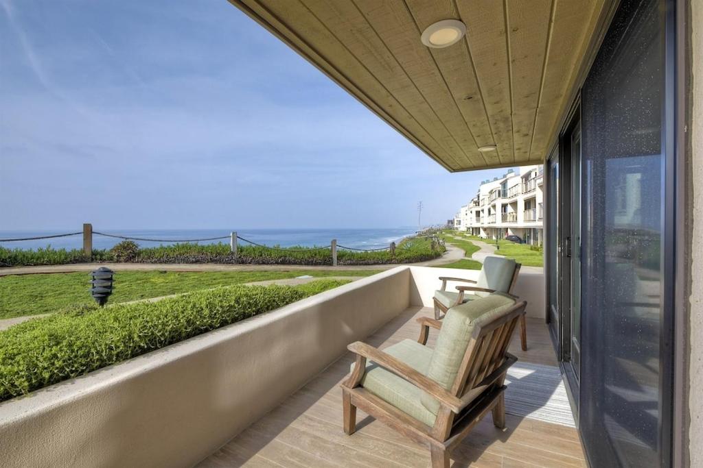 San Jose Vacations - Oceanfront Luxury, Fully Remodeled, Five-Star - Property Image 1