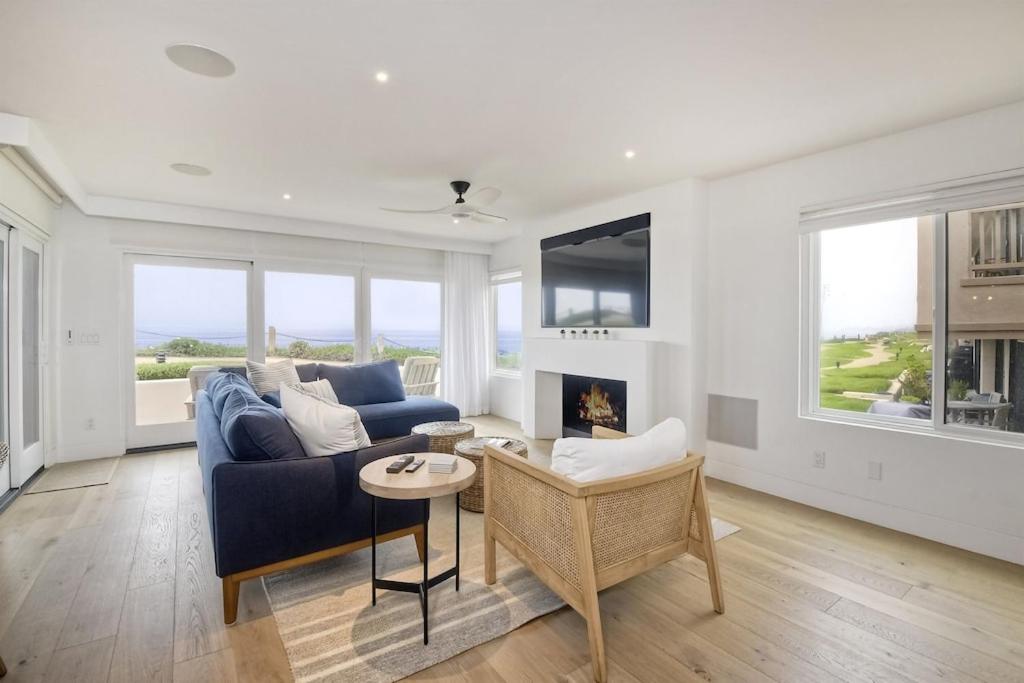 Oceanfront Luxury, Fully Remodeled, Five-Star