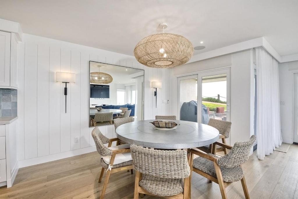 Oceanfront Luxury, Fully Remodeled, Five-Star