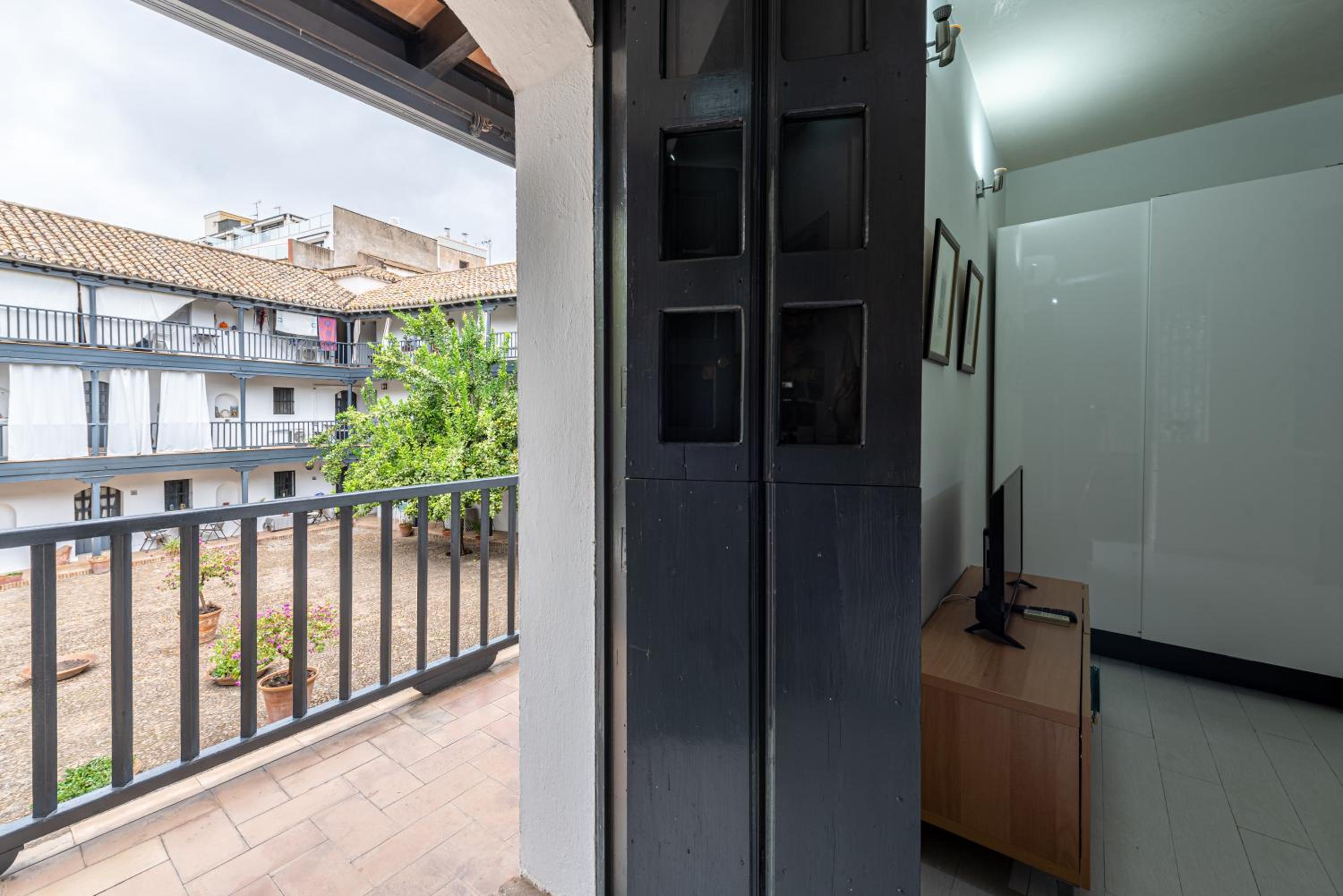 Apartamento en monumento histórico nacional Corral del Conde-duque de Olivares