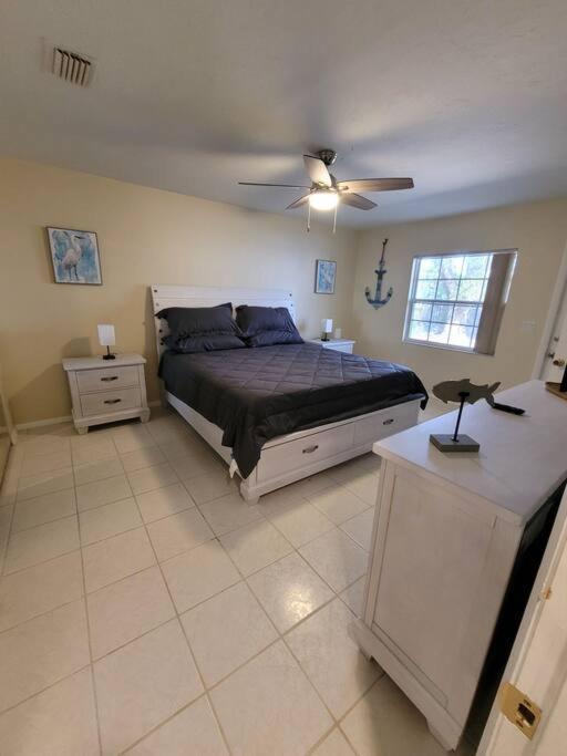 Beachy Sarasota Duplex view 3