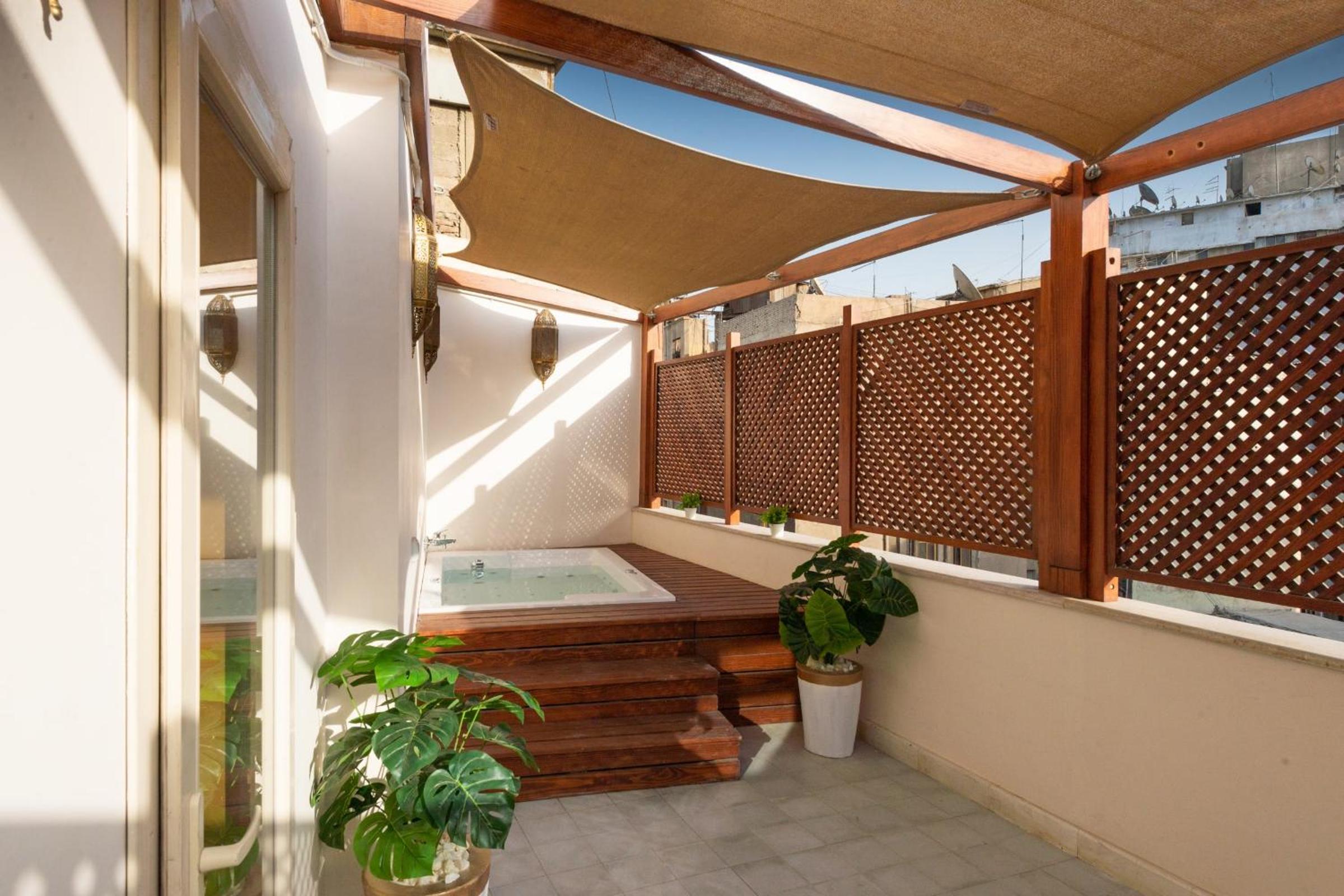 Marrakesh 1BDR w Jacuzzi Terrace Downtown Cairo