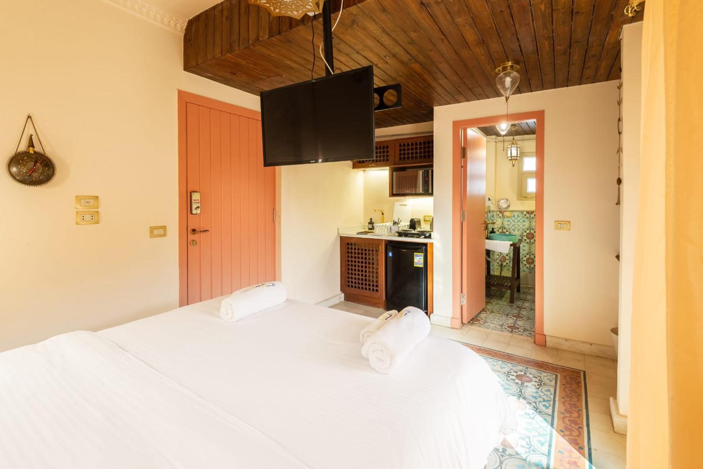 Marrakesh 1BDR w Jacuzzi Terrace Downtown Cairo