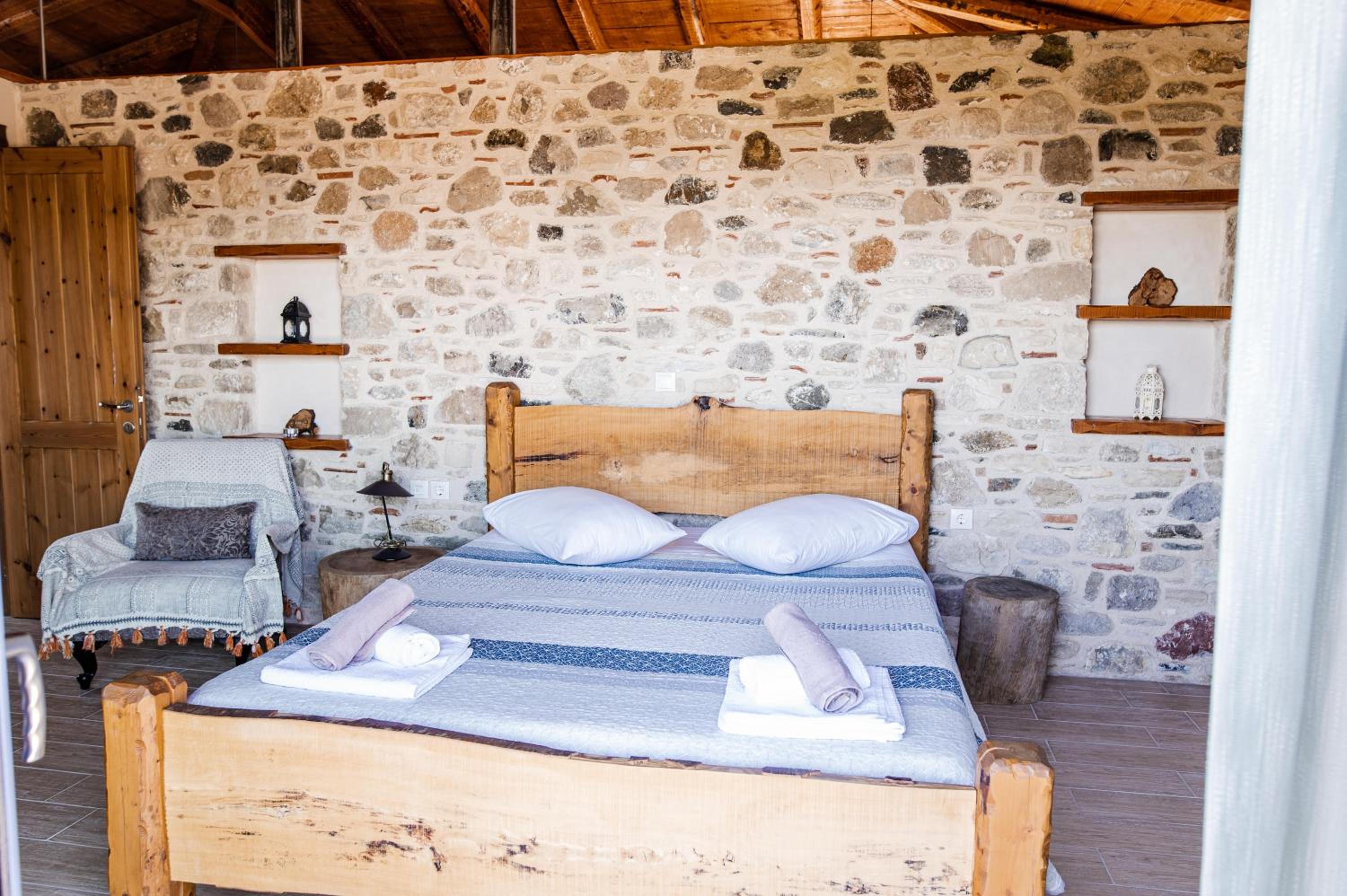 Chaihoutes stone villa into Olive farm in Zia