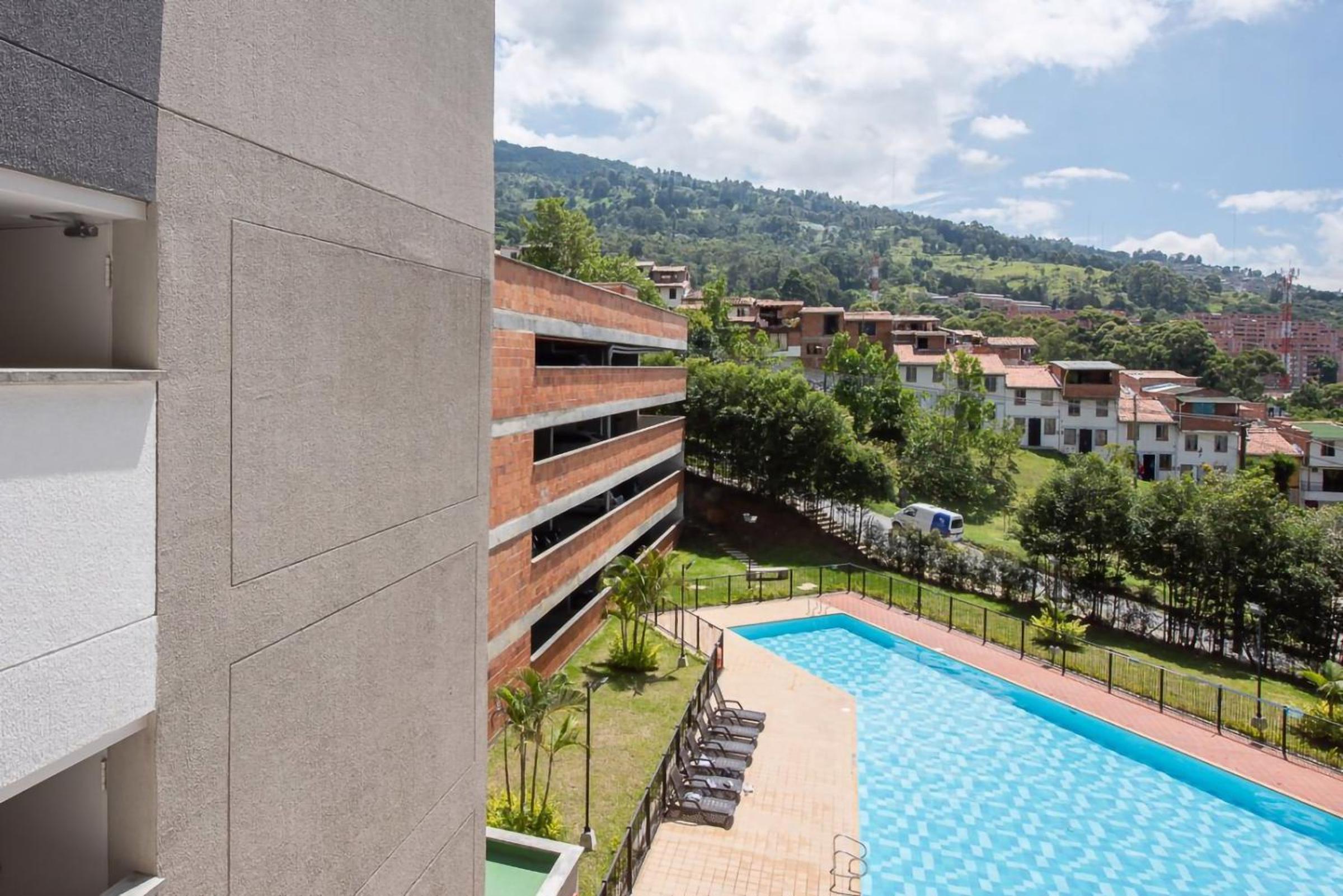Habitación en apartamento Robledo-Medellin