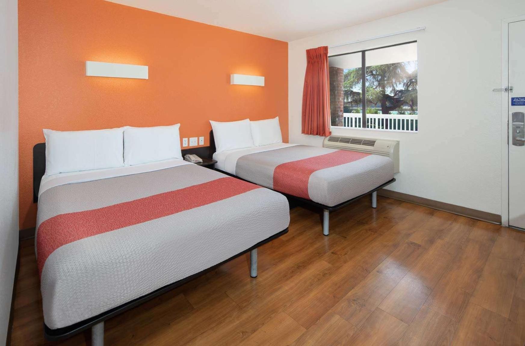 Motel 6-Arcadia, CA - Los Angeles - Pasadena Area - Property Image 18