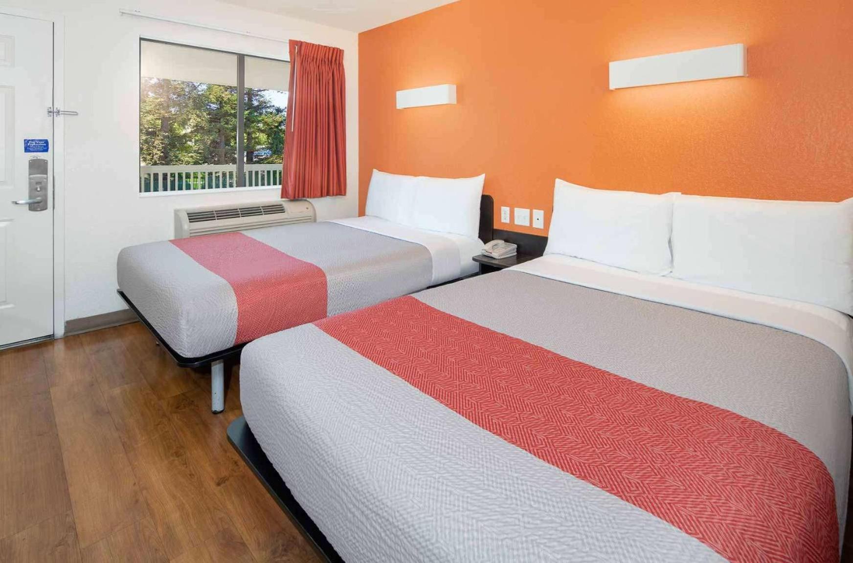 Motel 6-Arcadia, CA - Los Angeles - Pasadena Area - Property Image 21