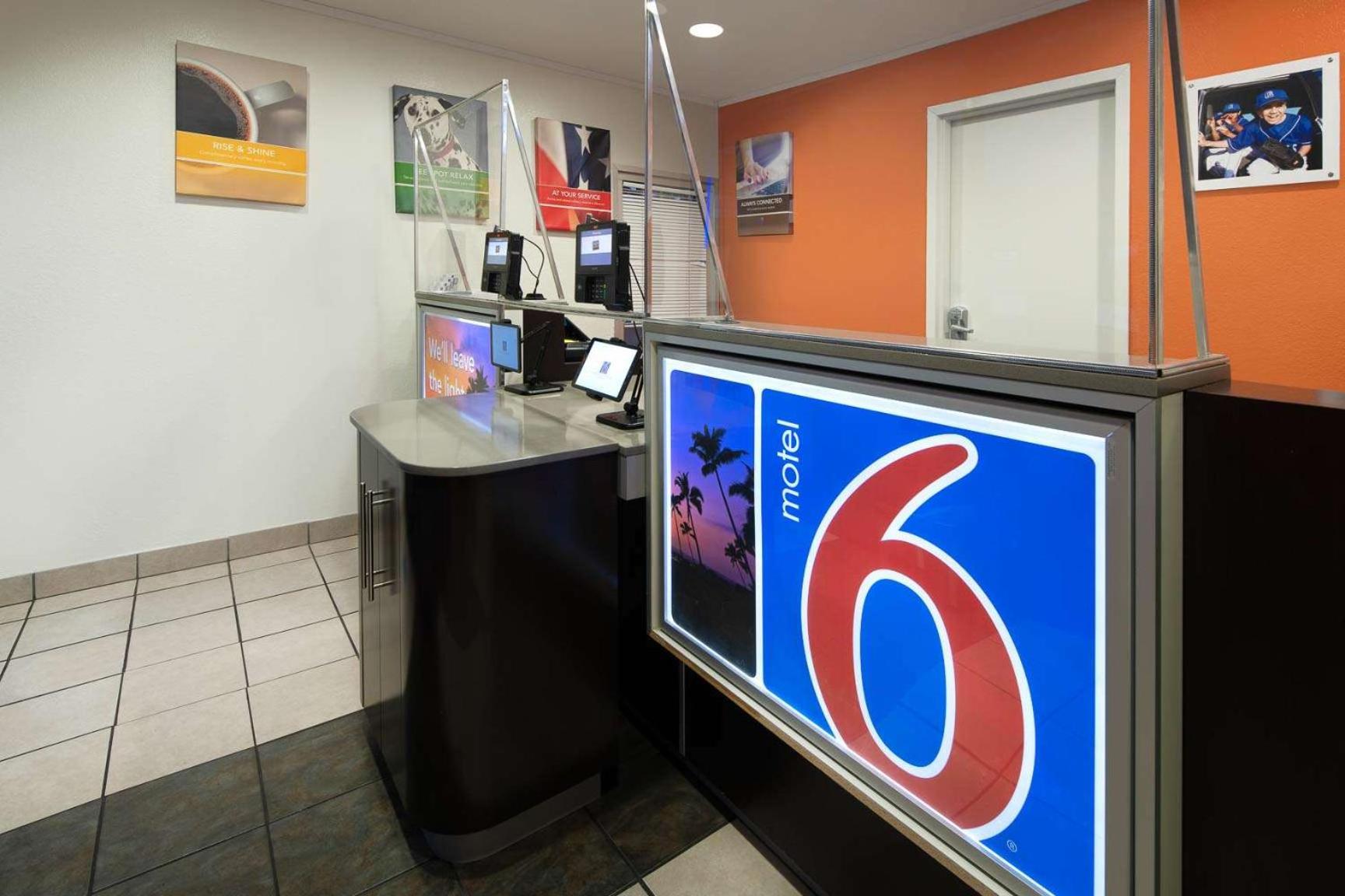 Motel 6-Arcadia, CA - Los Angeles - Pasadena Area - Property Image 40