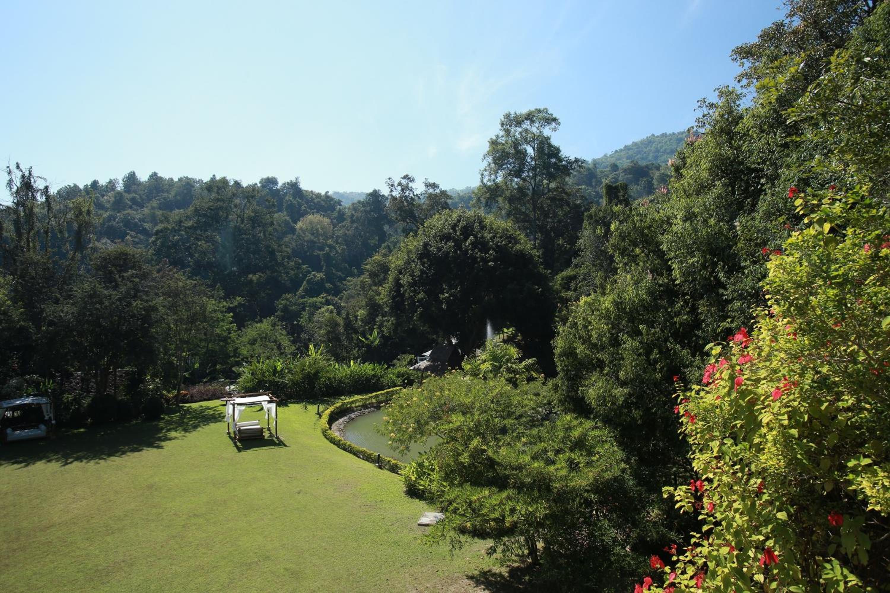 Vanilla hill (hill lodge)