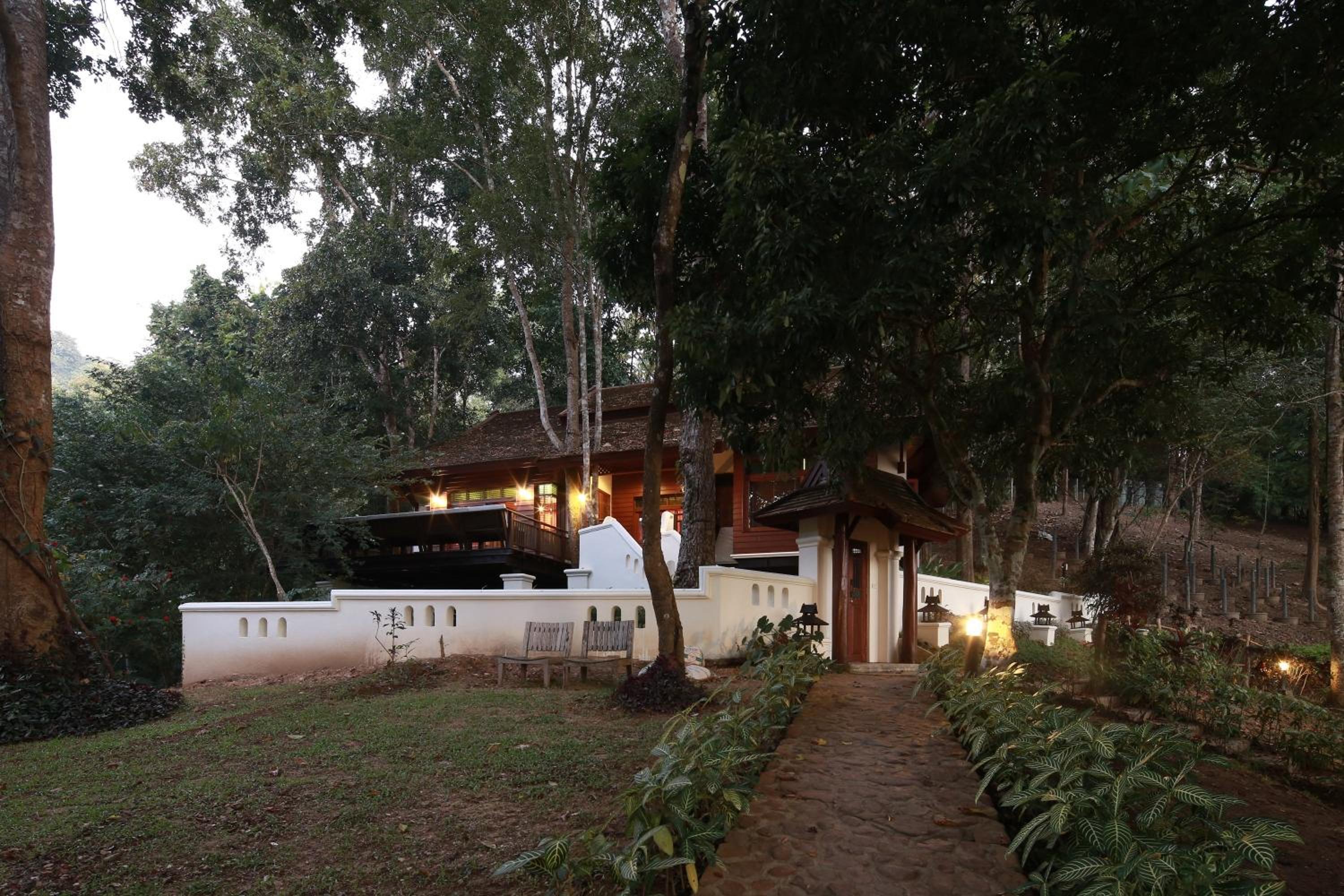 Vanilla hill (hill lodge)