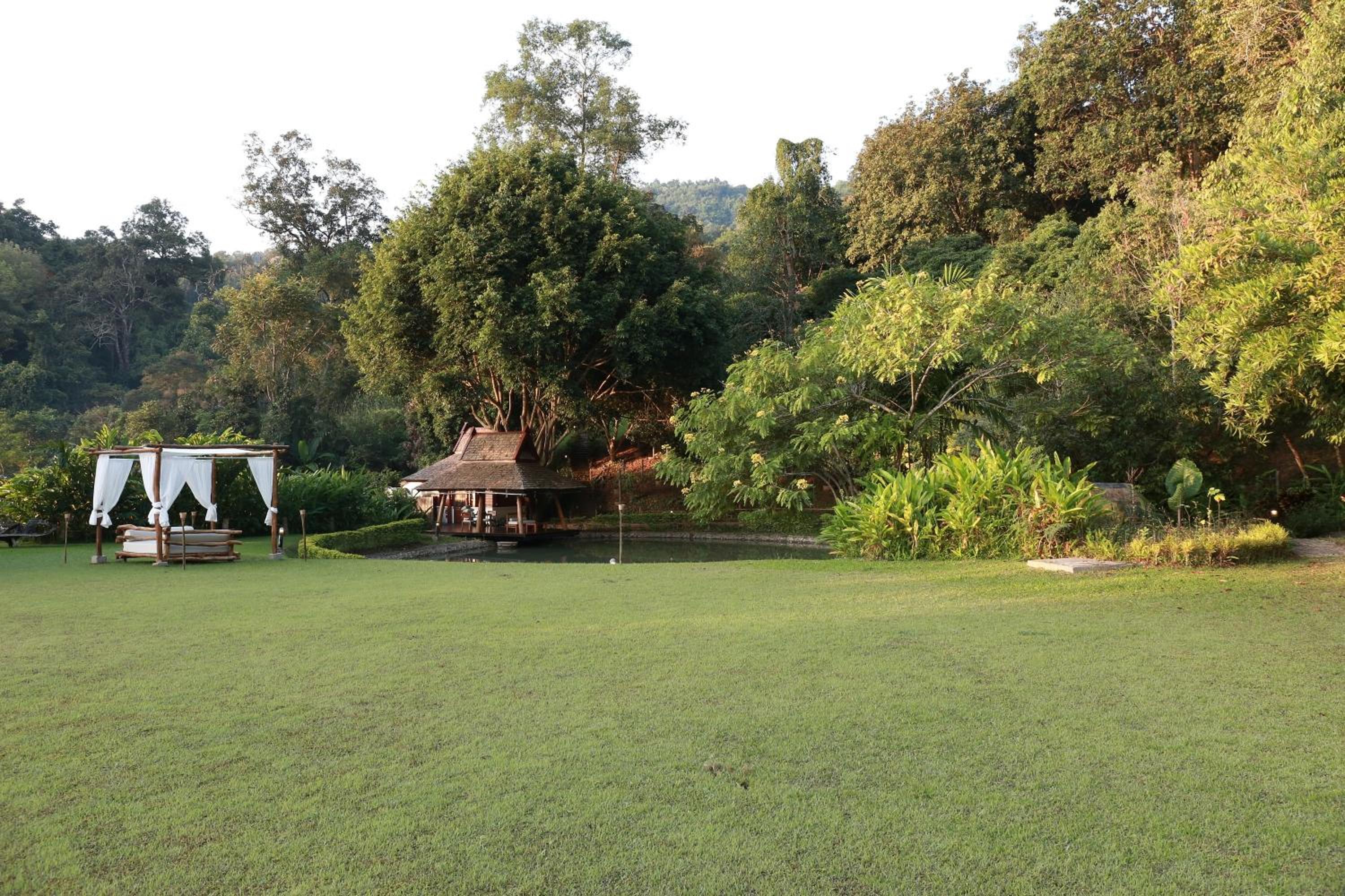 Vanilla hill (hill lodge)
