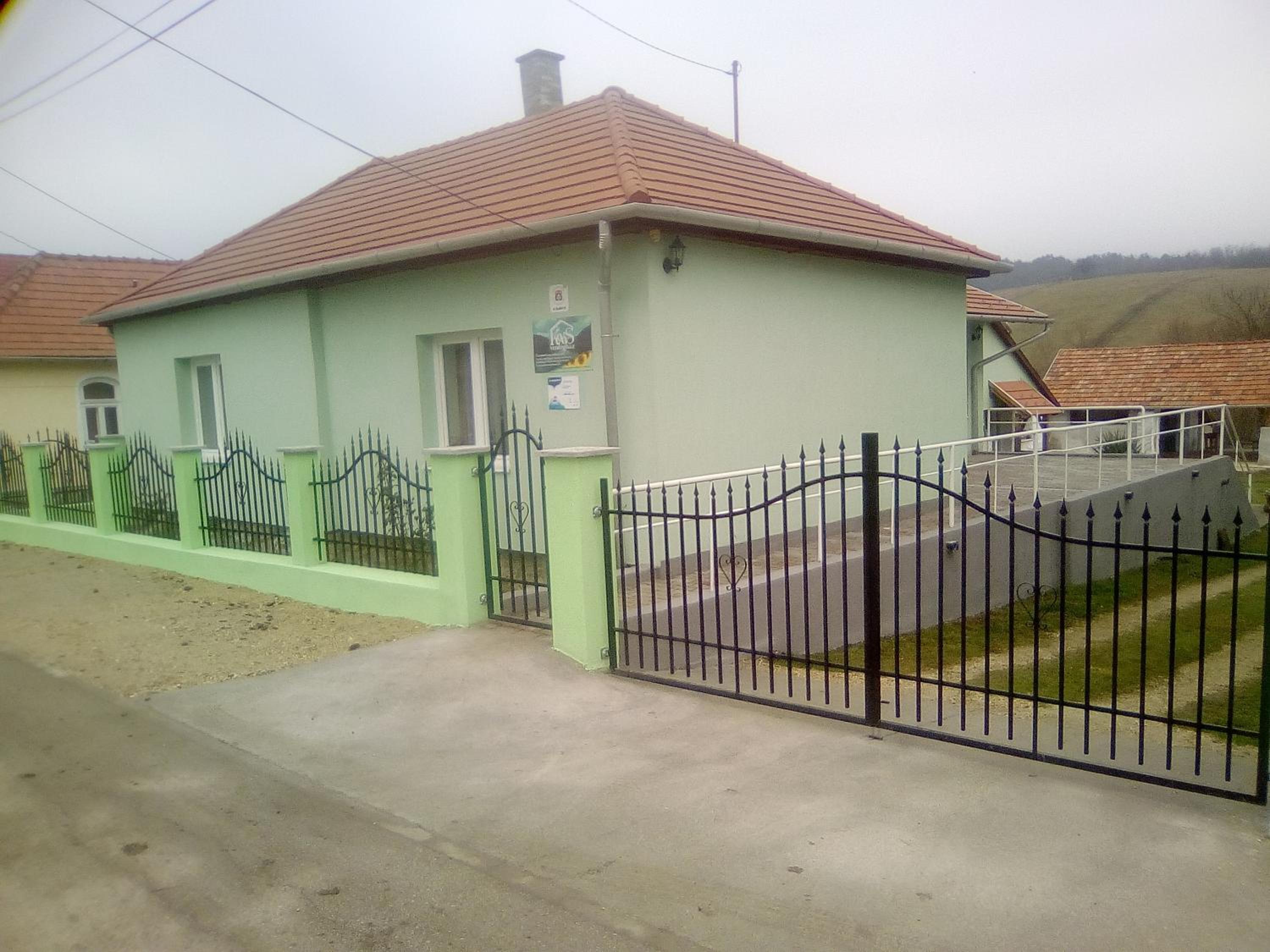 KOÓS VENDÉGHÁZ