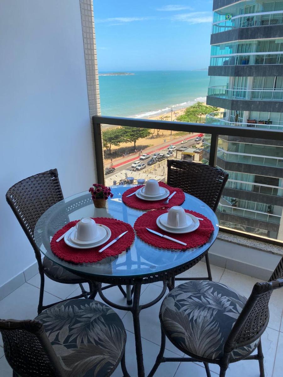 Apartamento mobiliado e funcional com vista para o mar da praia de itaparica