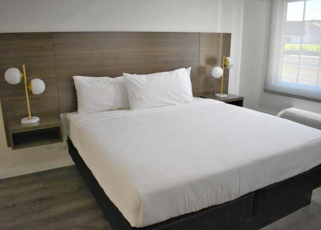 Bposhtels Anaheim
