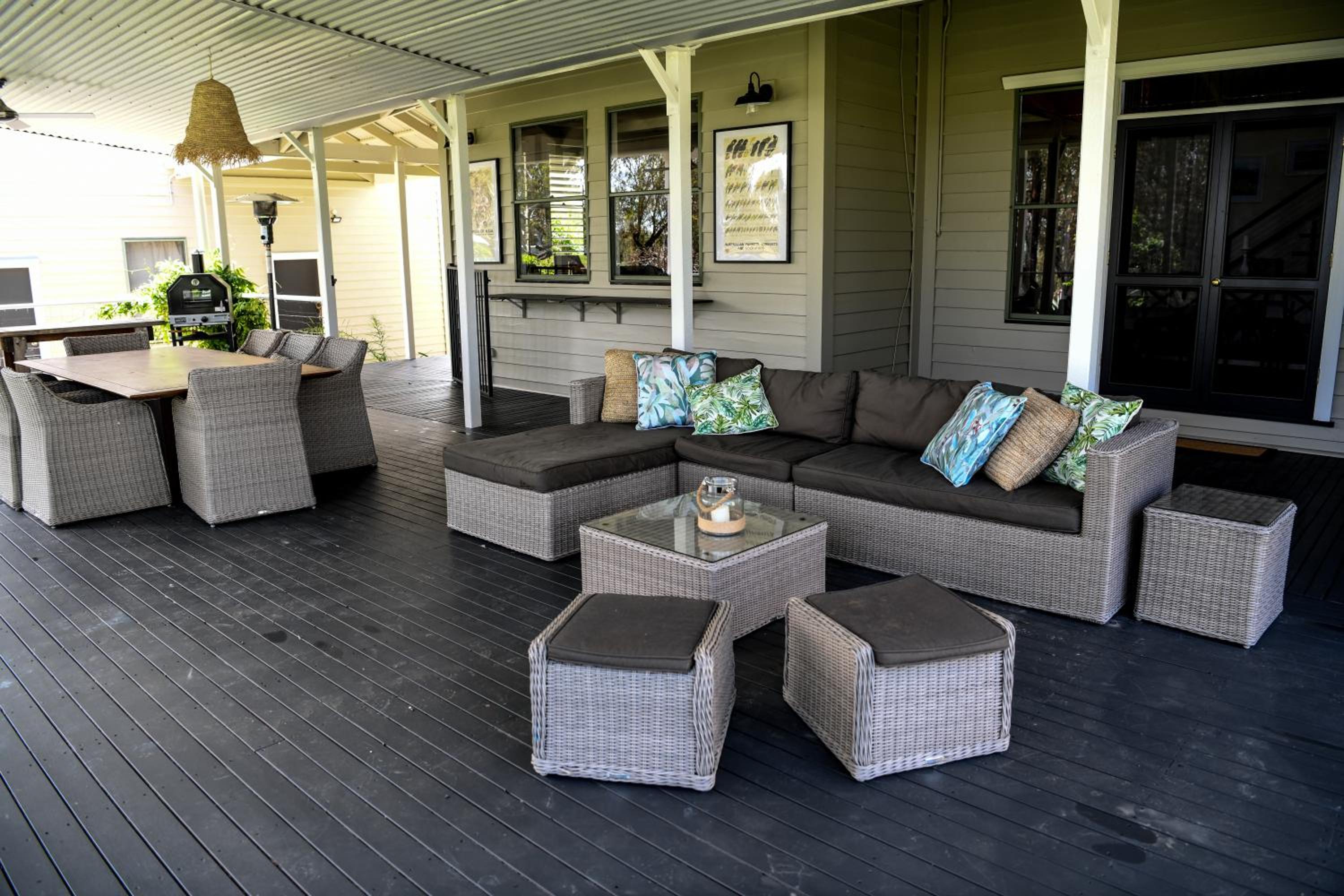 Tamworth Country Escape with a beautiful swimming pool!
