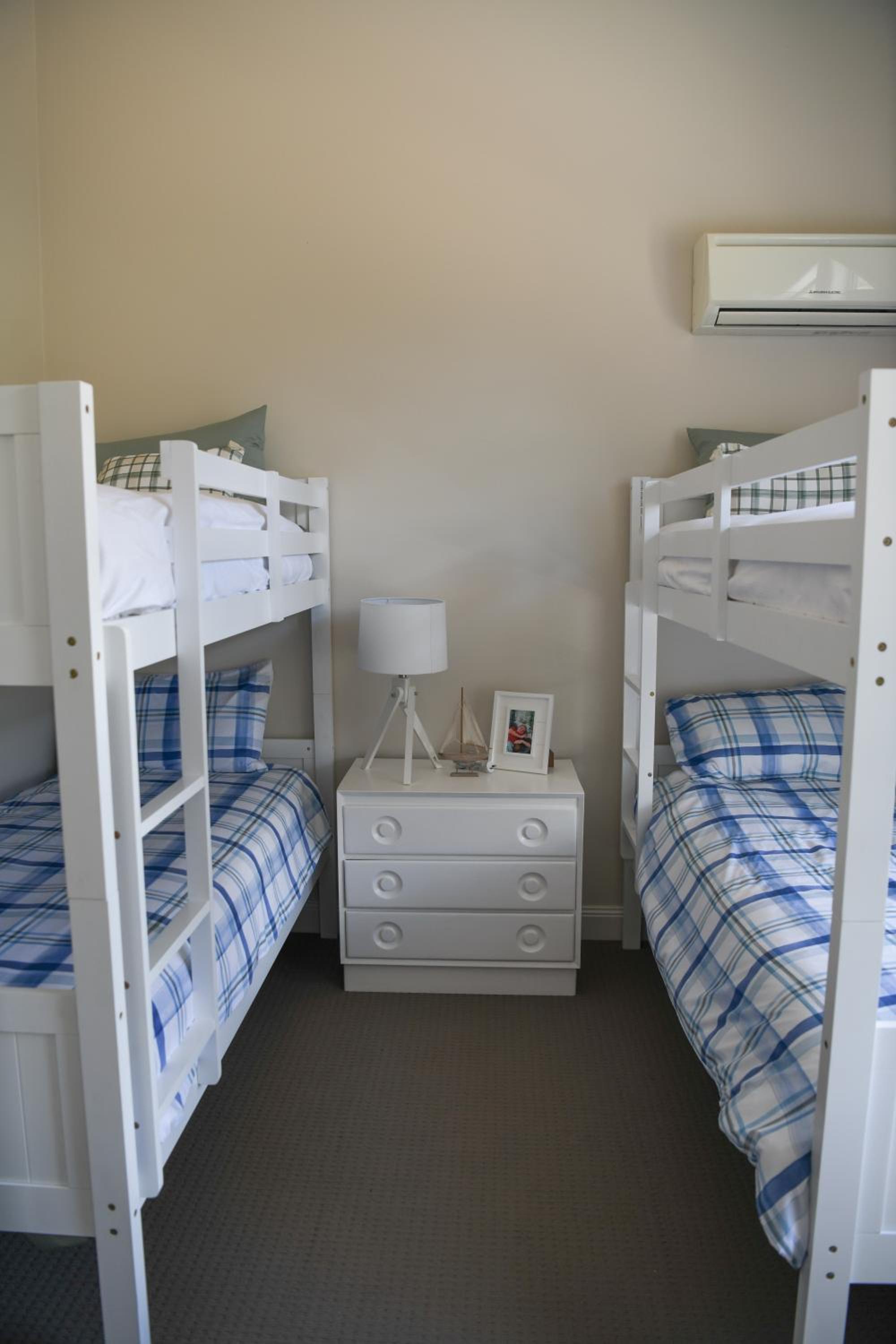 Tamworth Country Escape with a beautiful swimming pool!