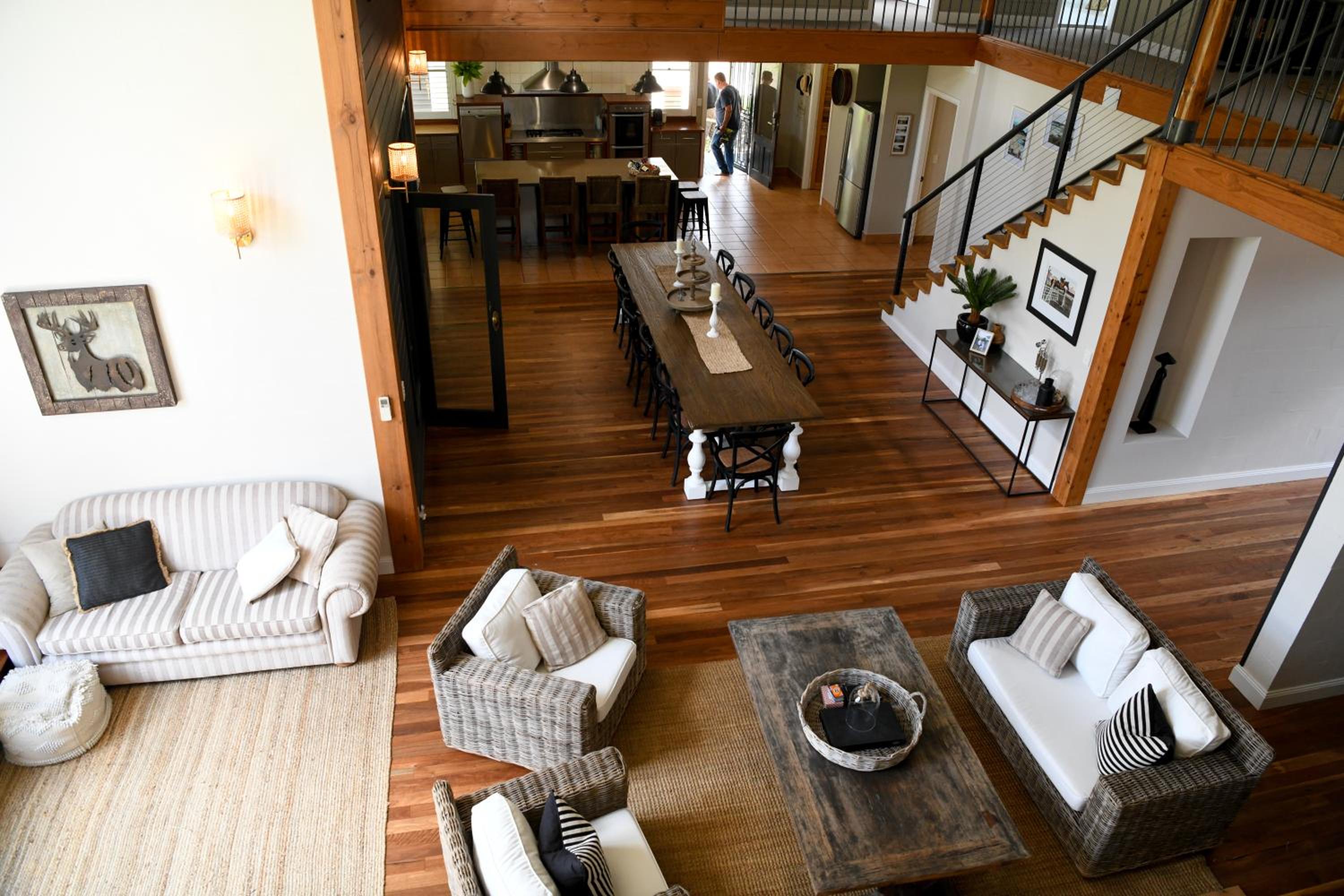 Tamworth Country Escape with a beautiful swimming pool!