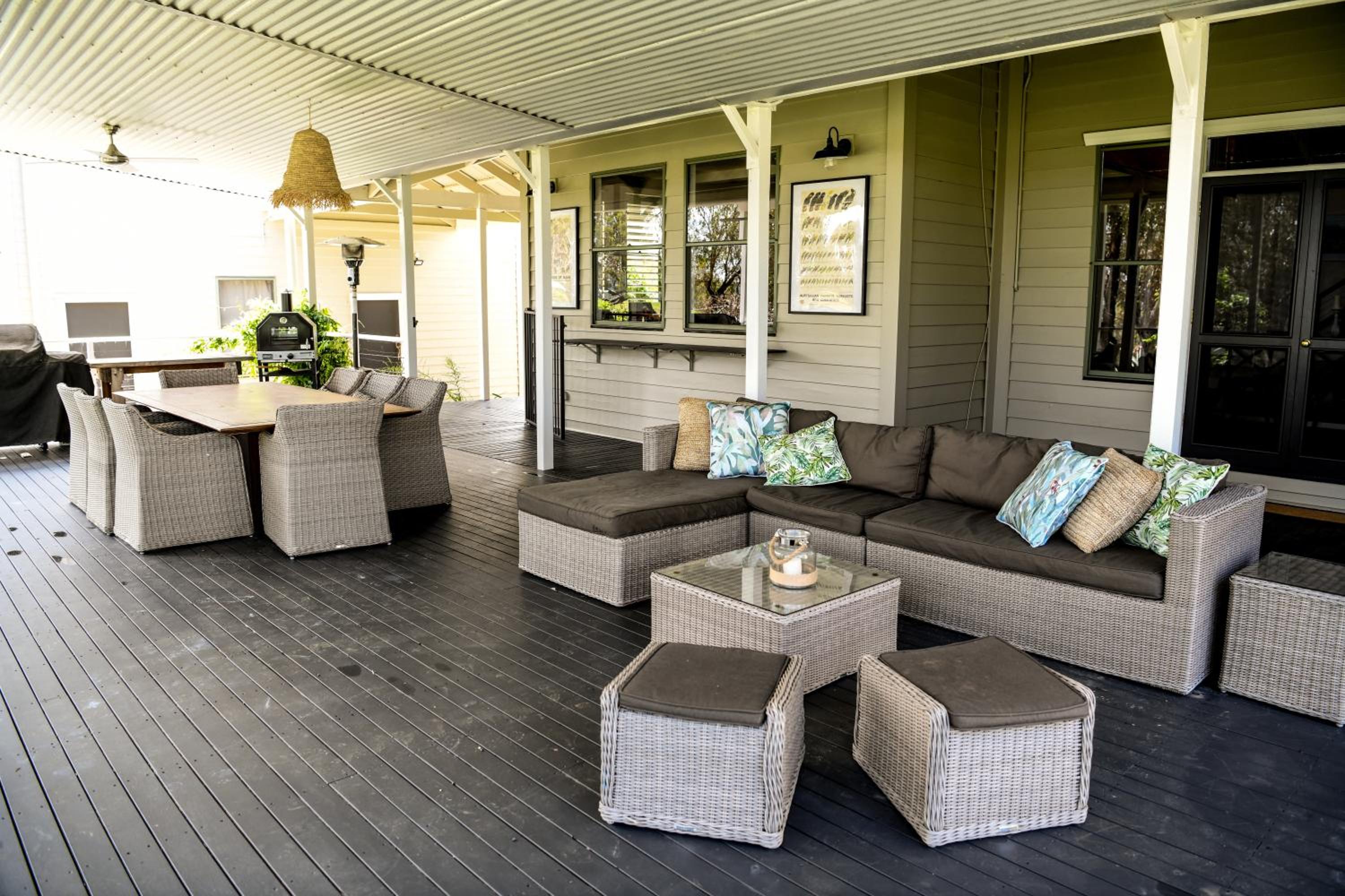 Tamworth Country Escape with a beautiful swimming pool!