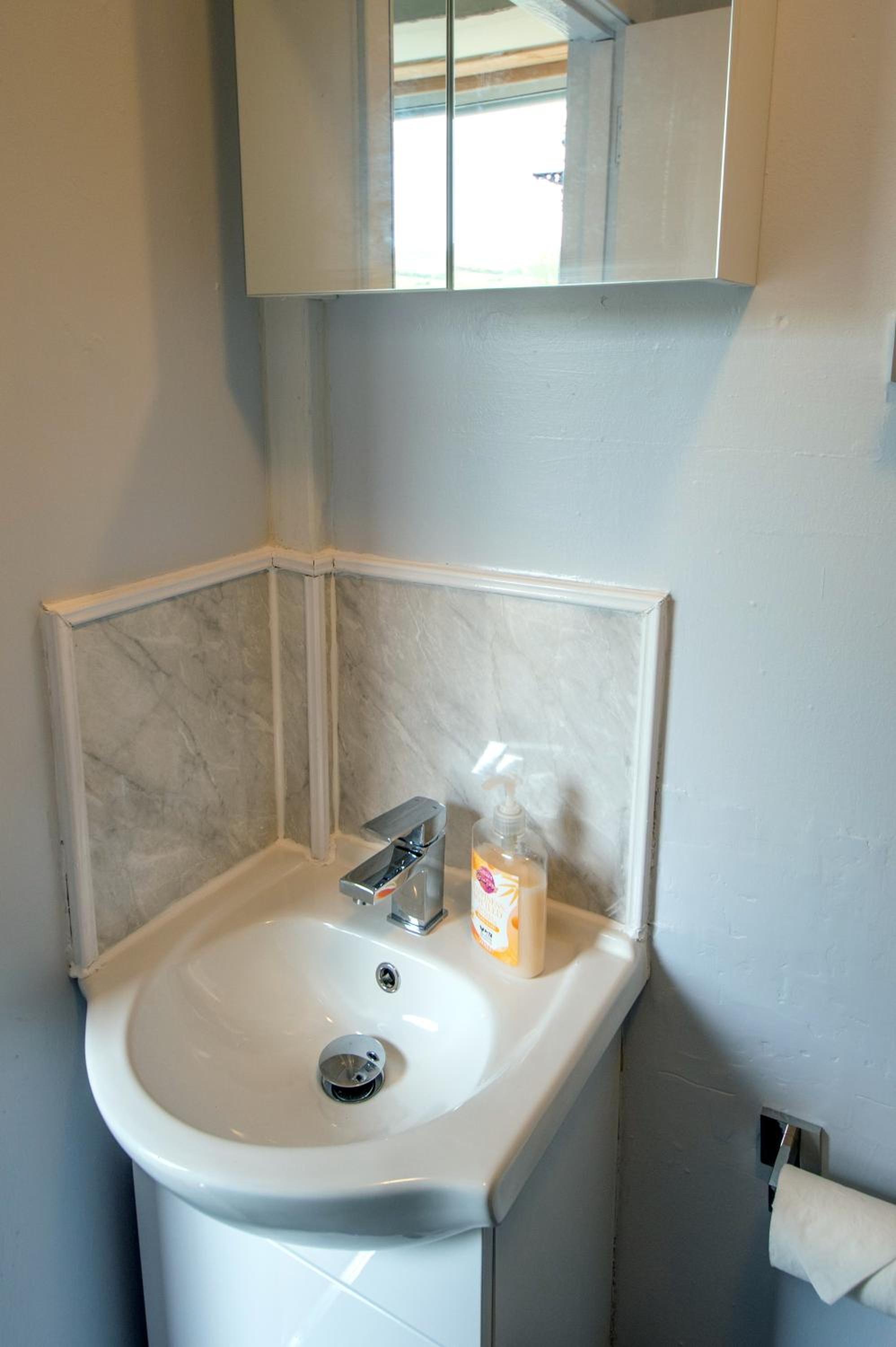 Photo 20