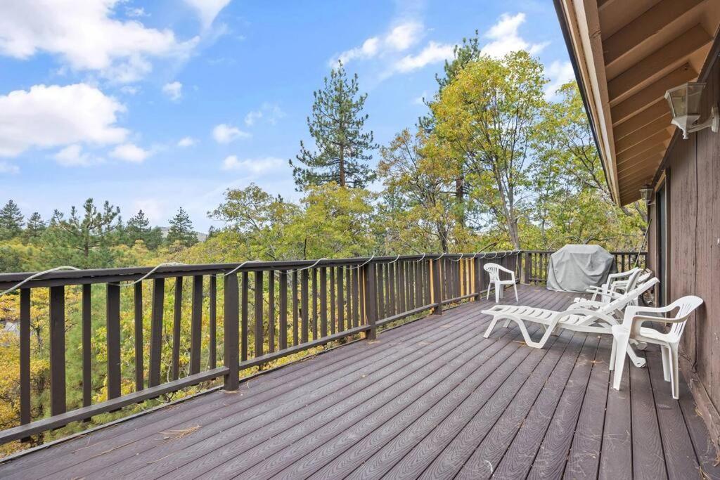 A Place to Go Cabin w/ Modern Amenities Central to Ski+Lake view 3